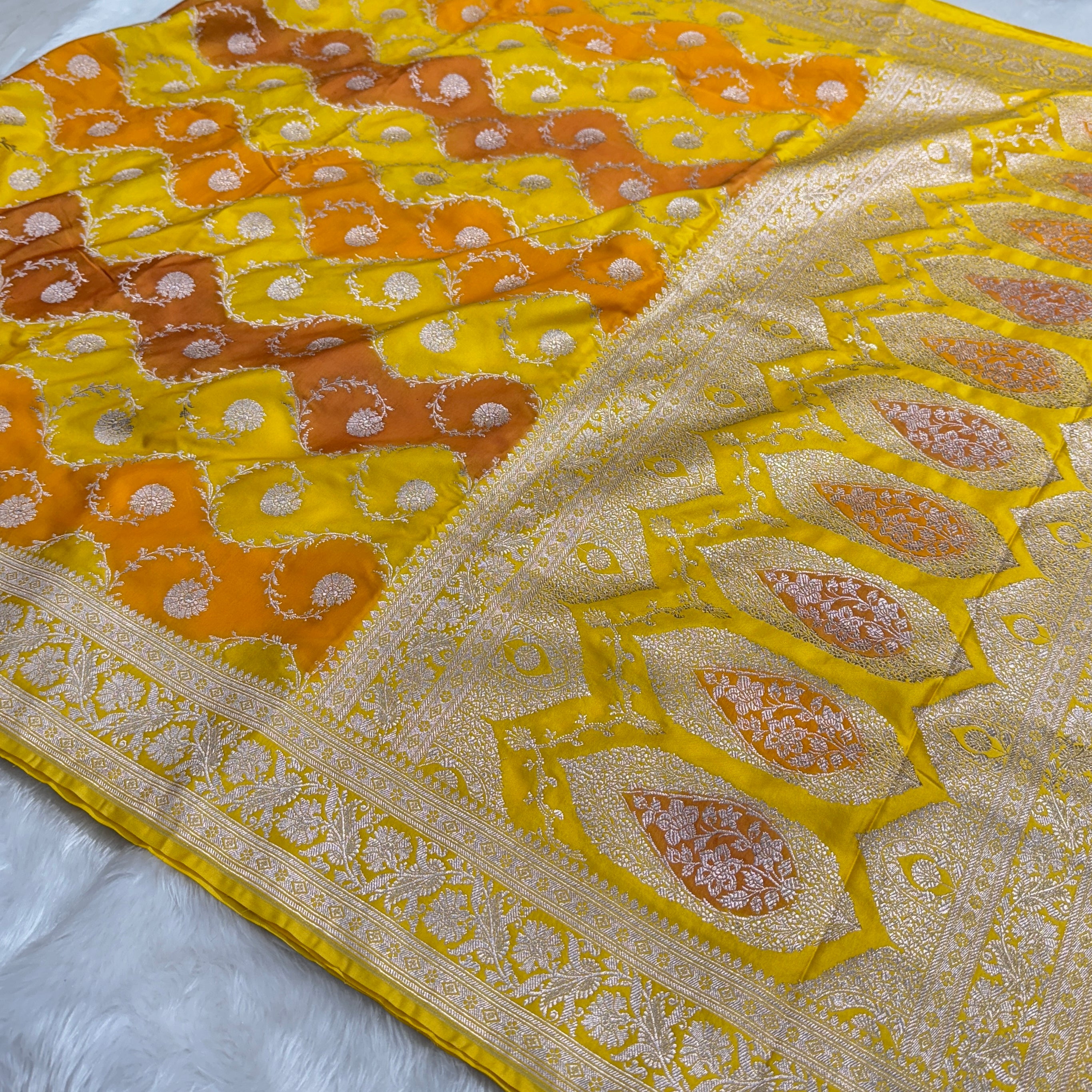 Yellow Shades Rangkart Mashru Silk Saree