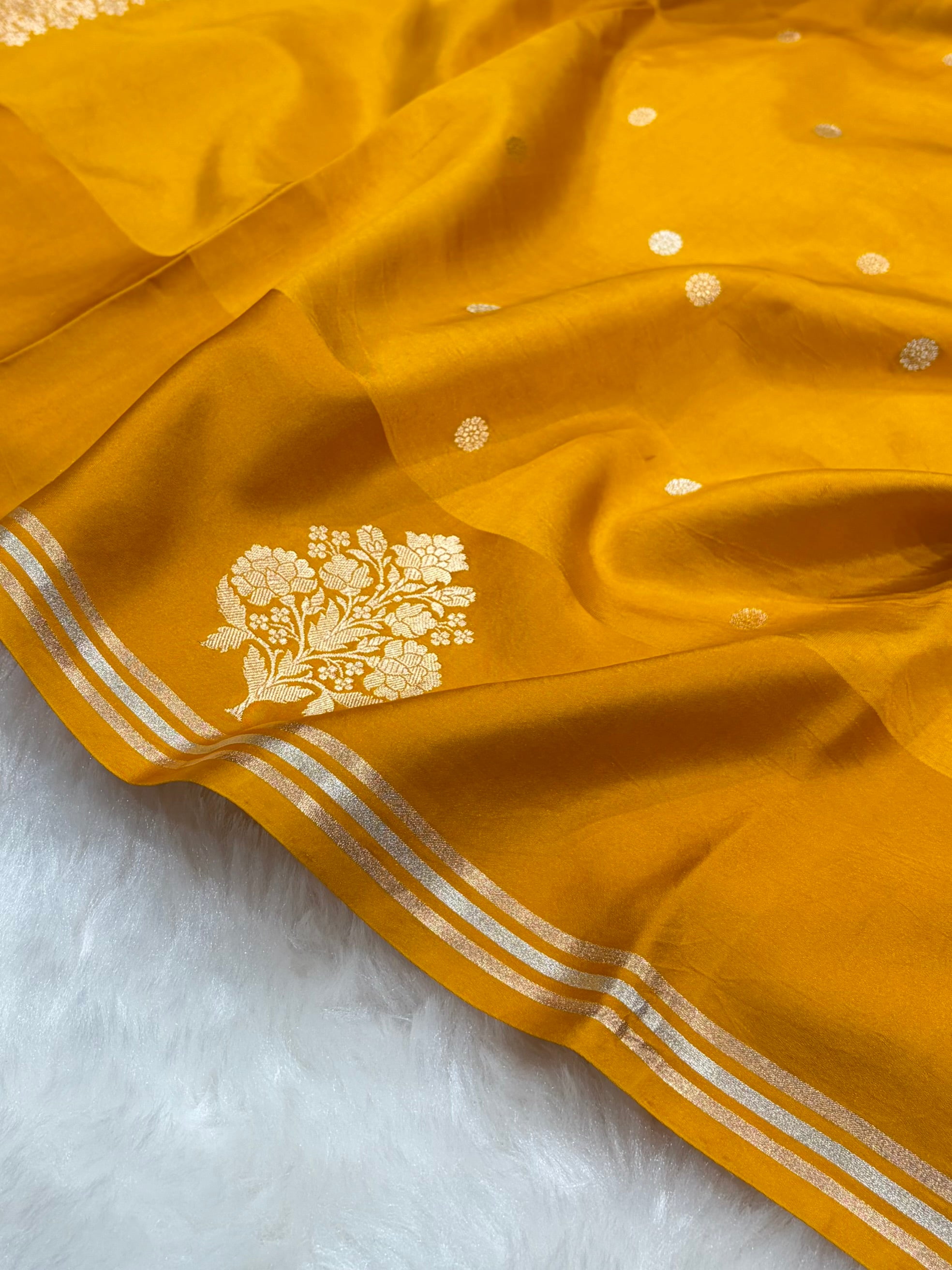 Mustard Handwoven Kaduwa Pure Katan Paper Silk RM-01