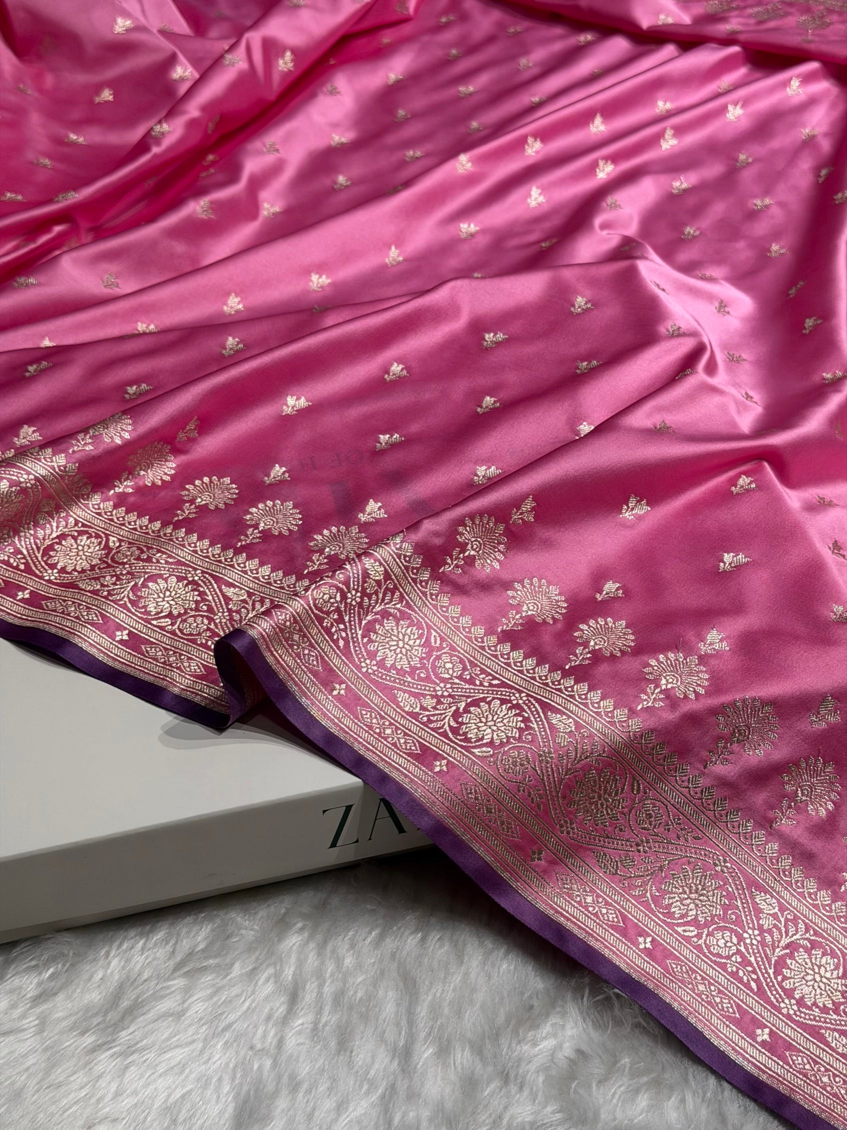 Banarasi Baby Pink Shades Floral Mashru Silk Saree MS89