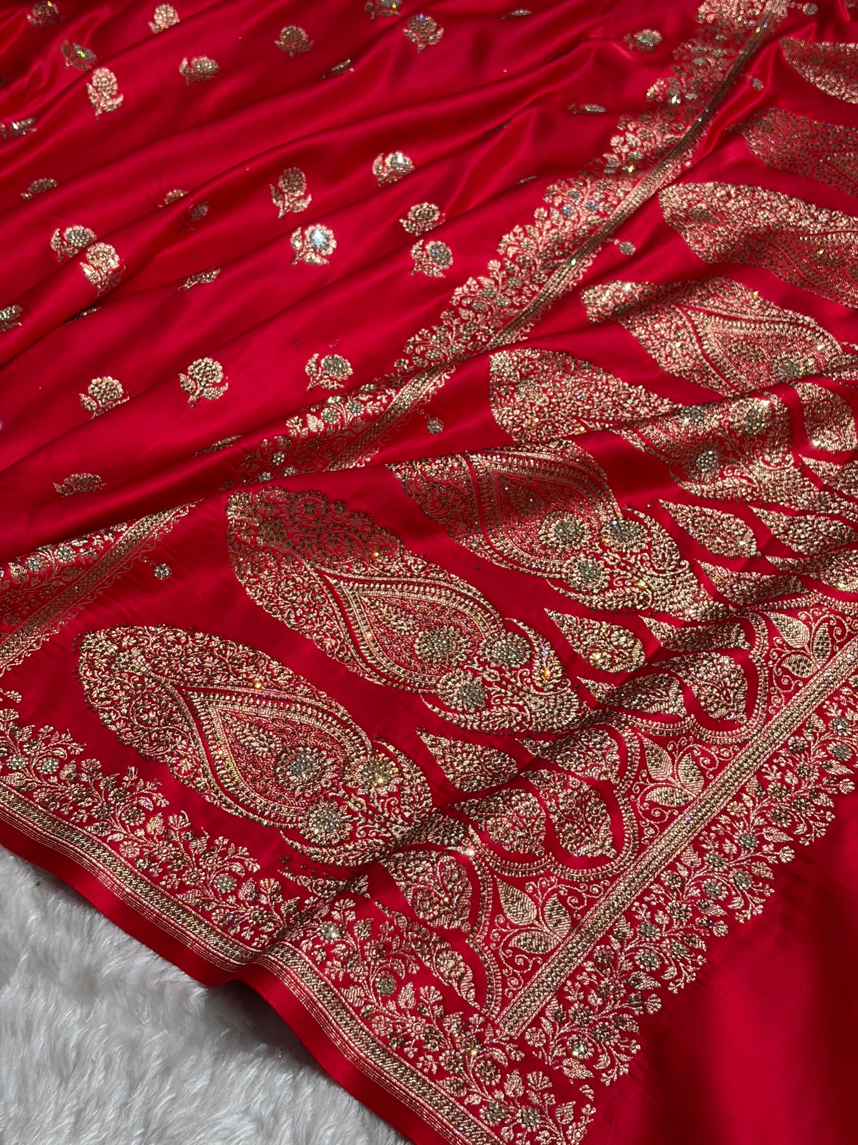 Banarasi Cross Red Floral Booti With Swarovski Work Katan Silk Saree BSK23