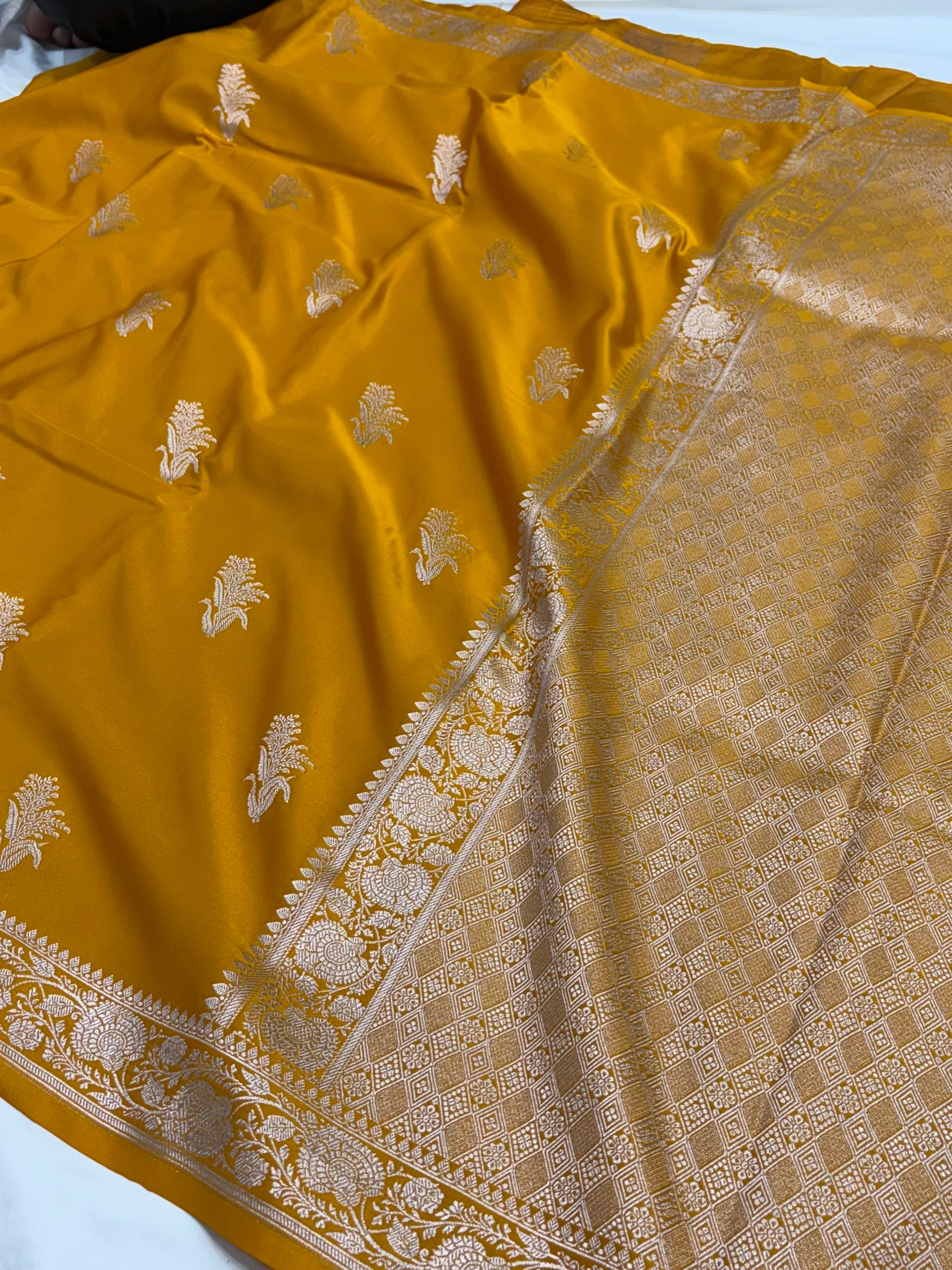 Mustard Shade With Booti Pattern Mashru Silk Saree