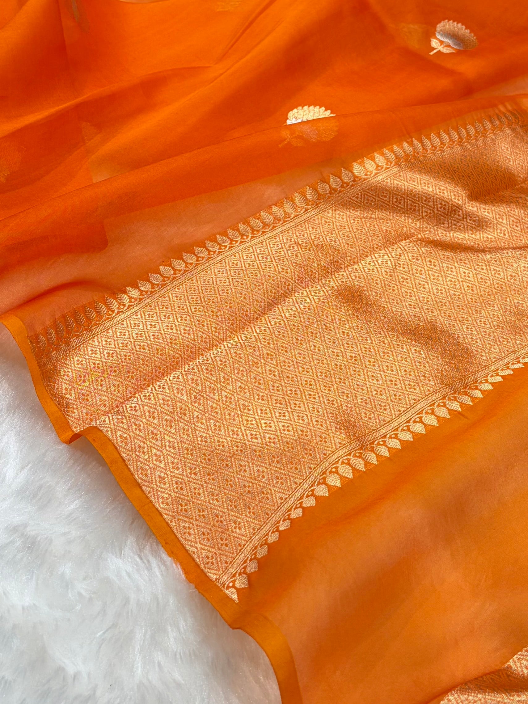 Pure Banarasi Organza Orange Shades With Minakari Floral Banarasi Silk Saree PO-23