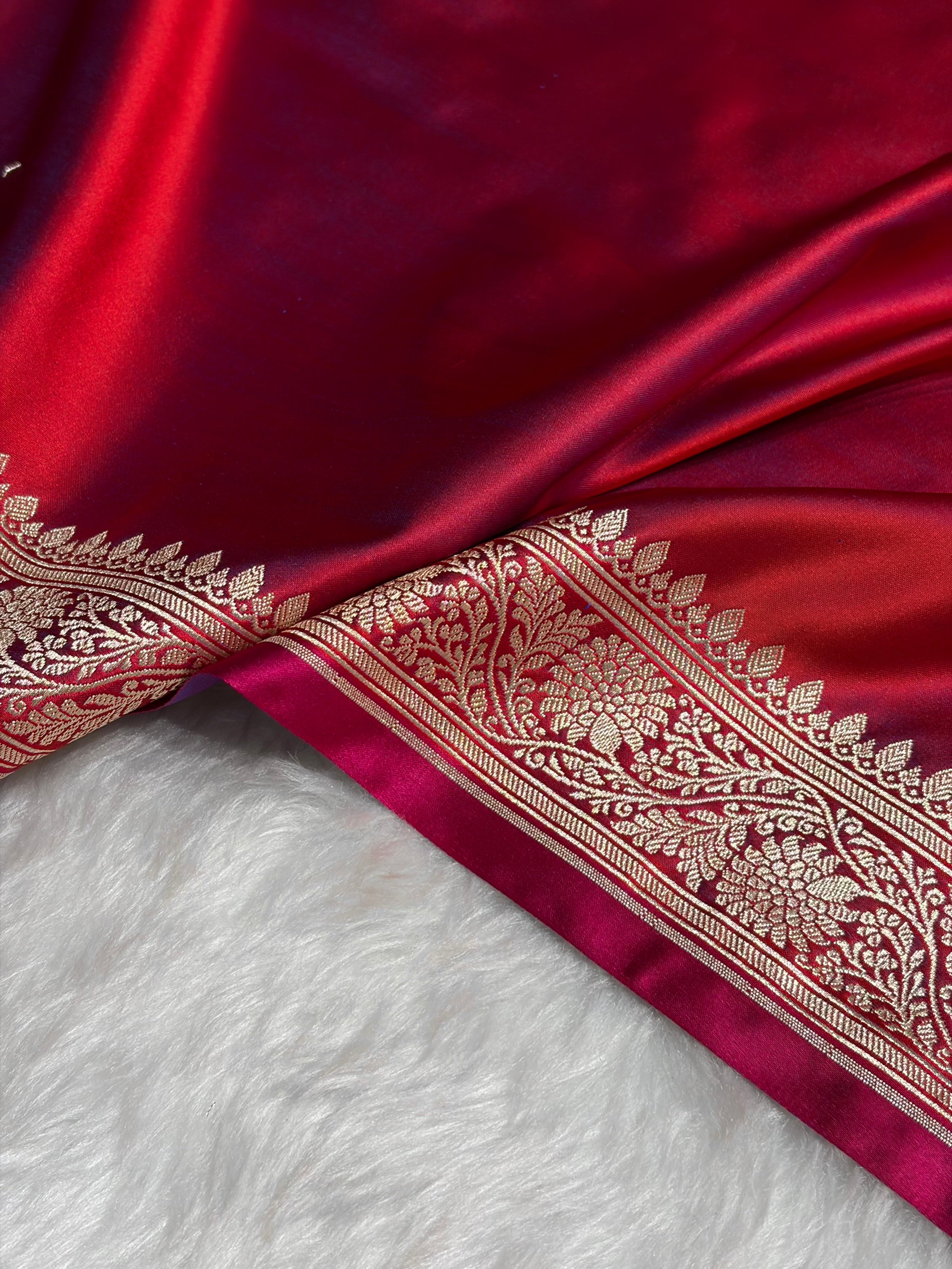 Reddish Magenta Shades Floral Border Mashru Silk Saree MSM-62