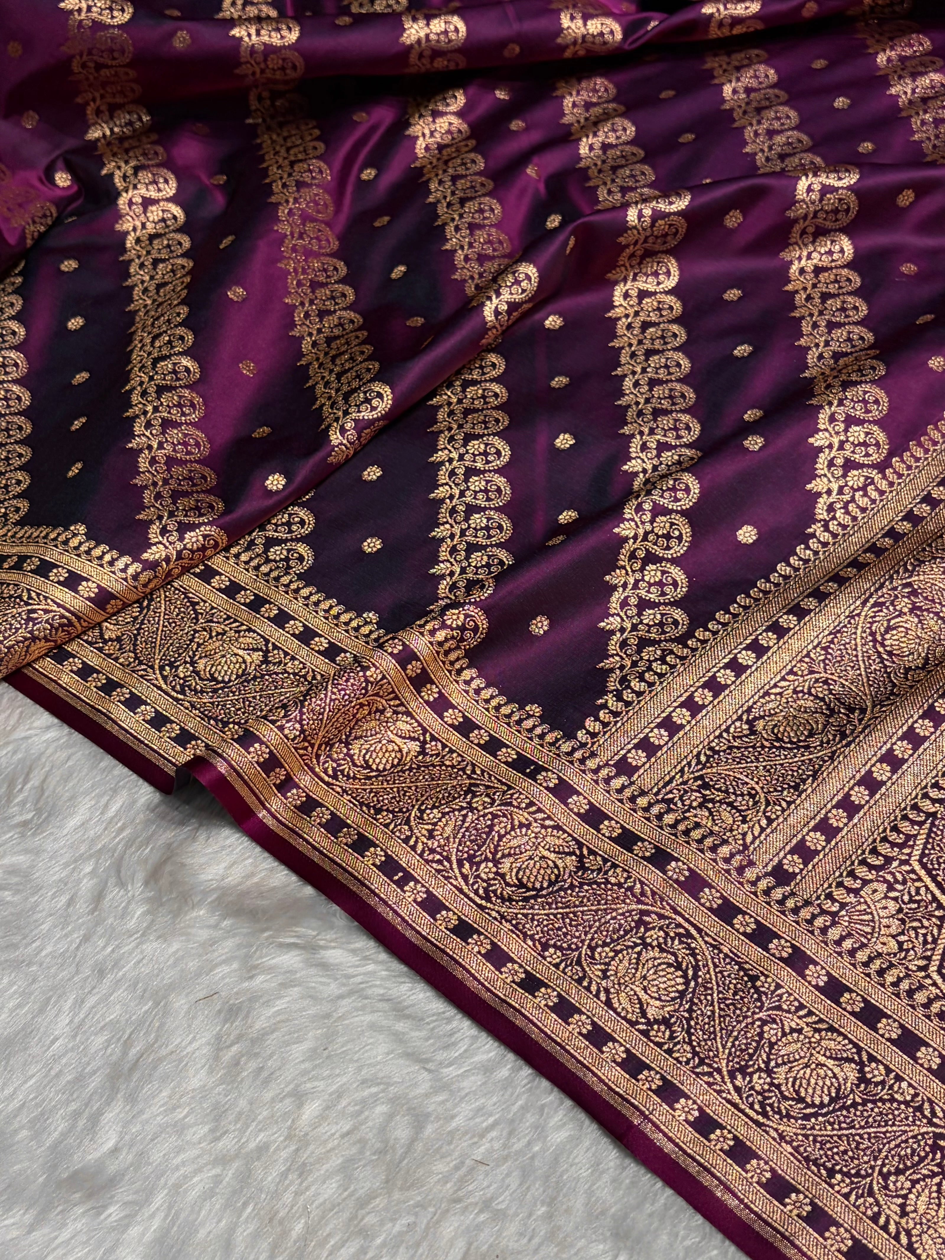 Wine Shades Cross Floral Pattern Satin Katan Silk Saree SK79