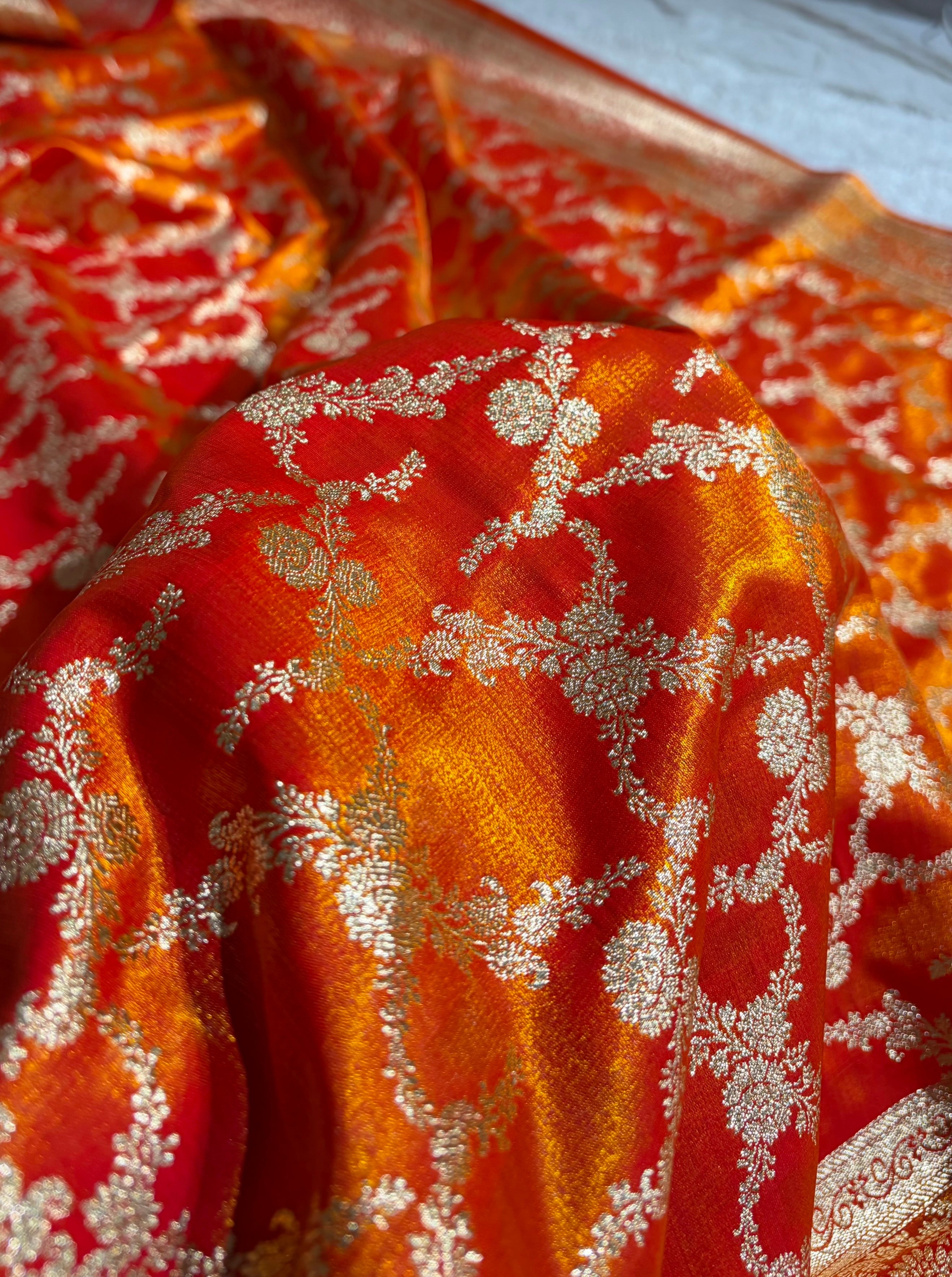 Fire Gold Shades Cross Pattern Banarasi Satin Silk Saree SS40