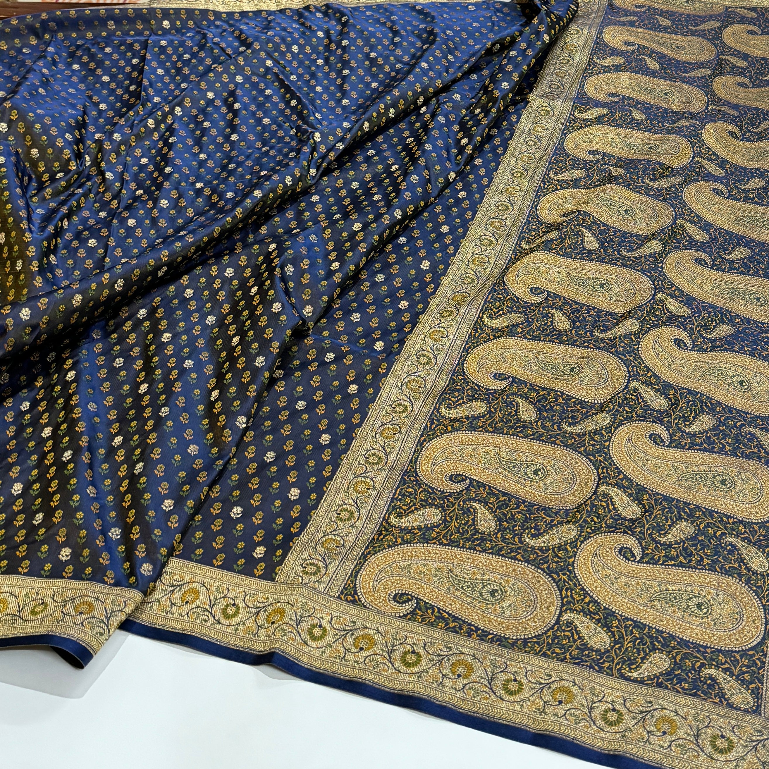 Dual tone Navy Tanchoi Minakari booti Katan Silk Saree SKTM-01