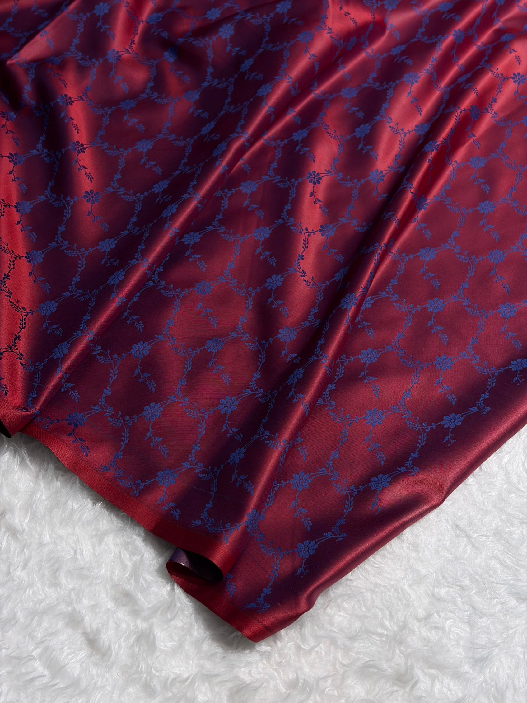 Cross Maroon Shades Banarasi Booti Pattern Mashru Silk Saree MSM-136