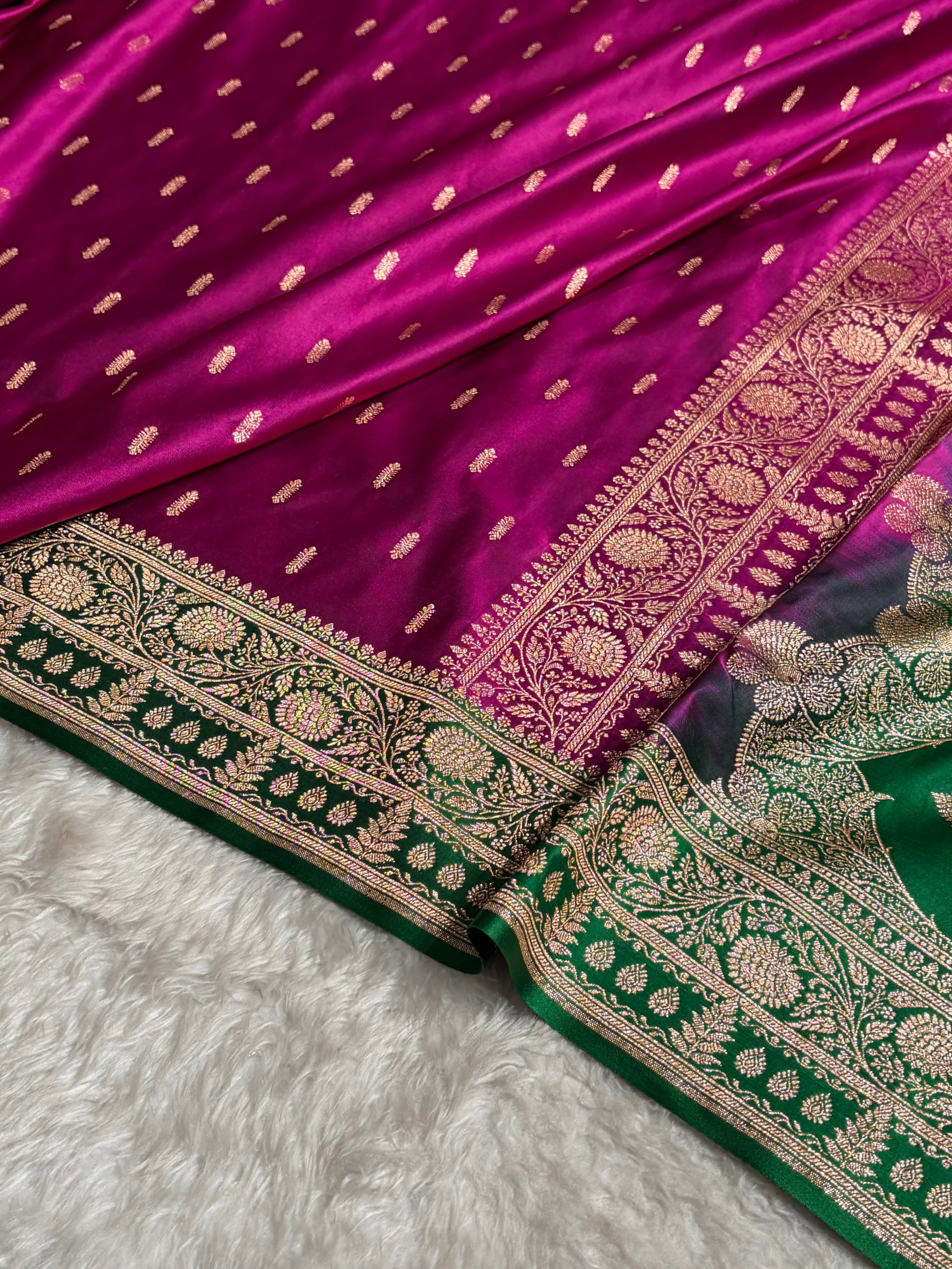 Contrast Wine / Green Floral Booti Banarasi Satin Katan Silk Saree SK14