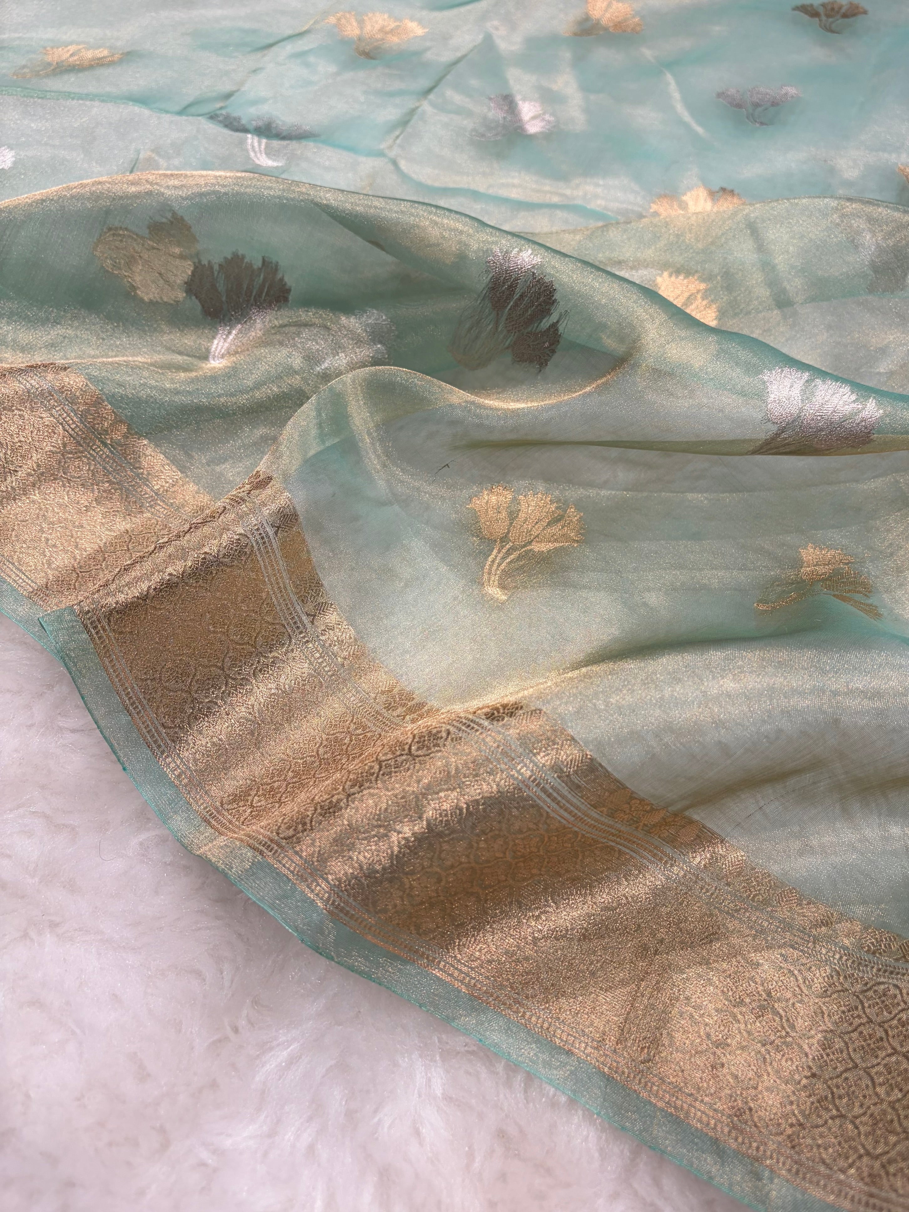 See Green Bananasi Floral Shades Pure Tissue Silk Saree PT-53