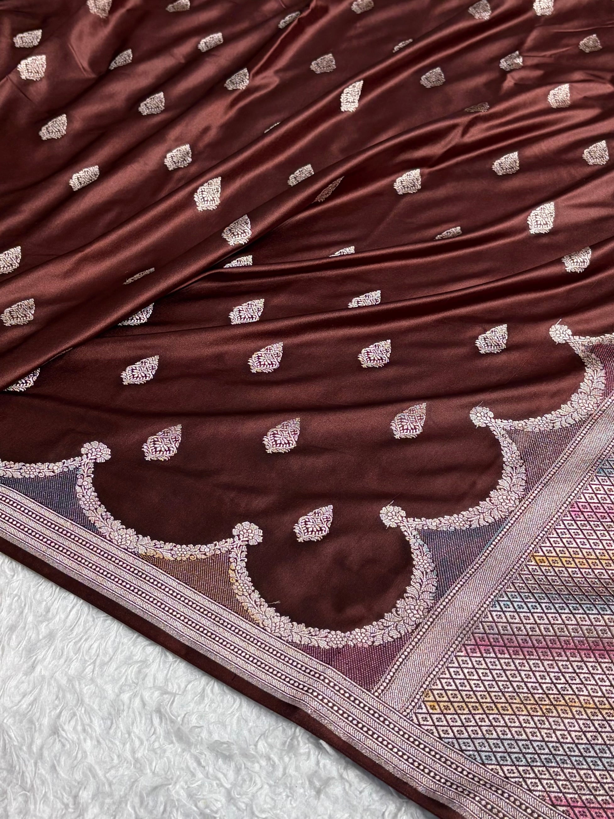 Chocolate Shades Scallop Mashru Silk Saree MCS20