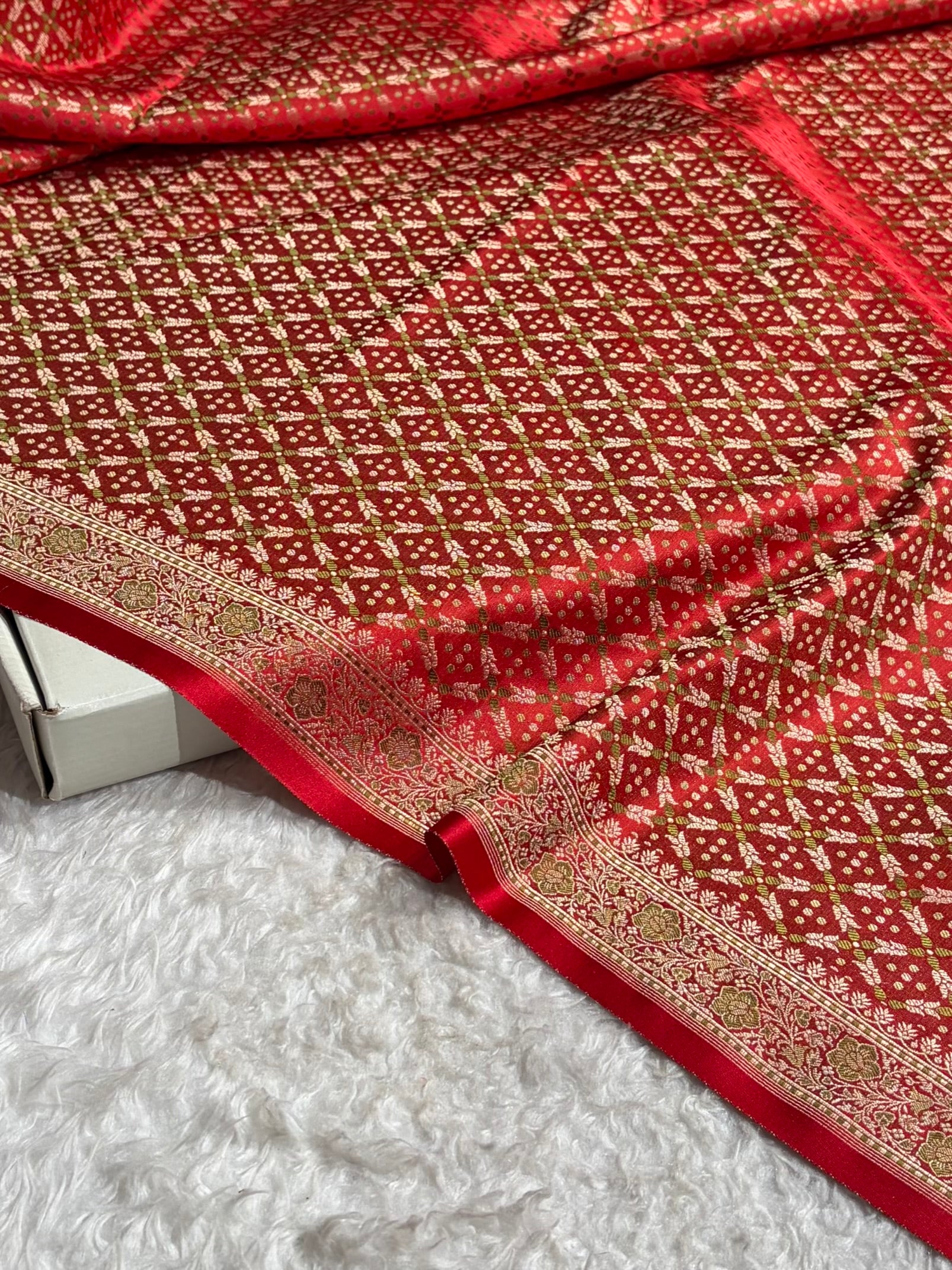 Maroon Jamawar Tanchoi Jaal Katan Silk Saree SKTM-23