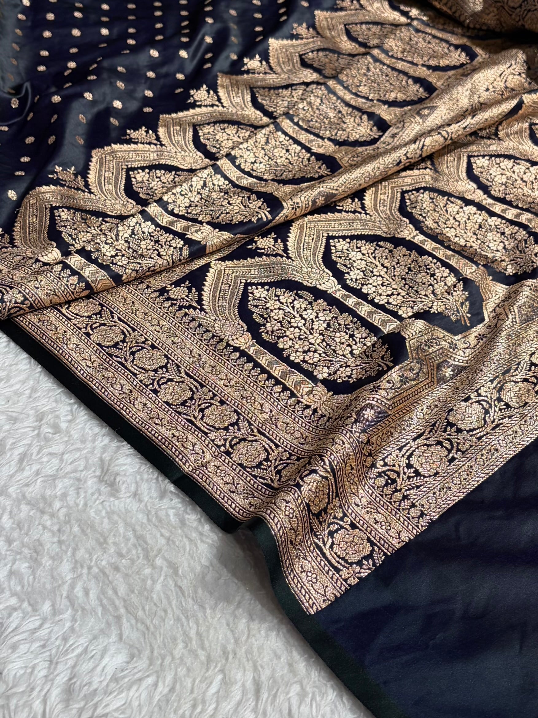 Dark Navy Katan Silk Saree In Booti motif SK01
