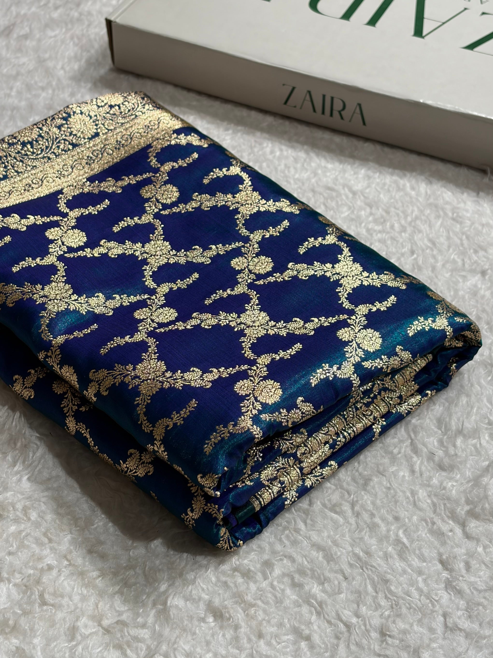 Peacock Shades Cross Pattern Banarasi Satin Silk Saree SS40