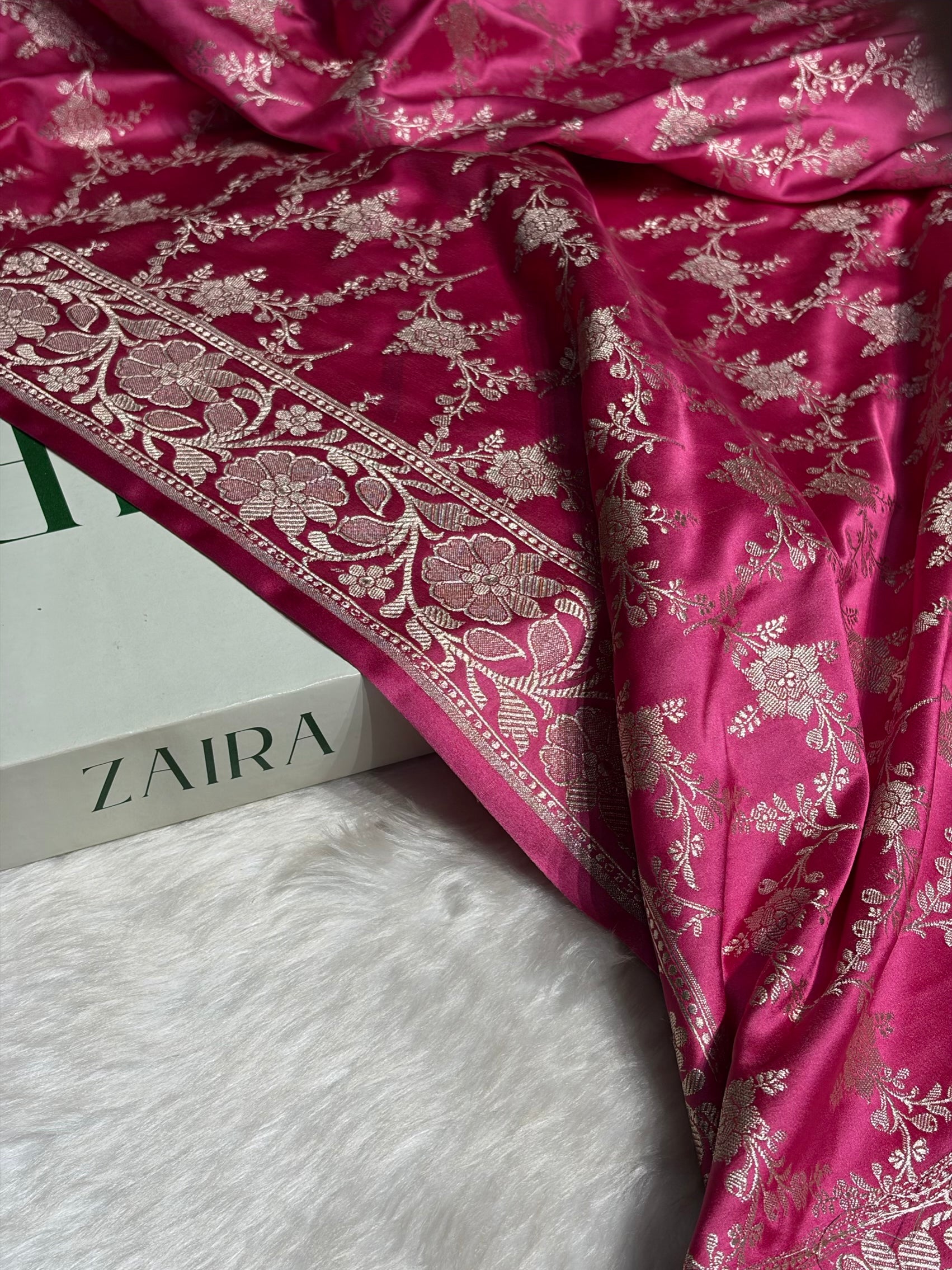 Baby Pink Shades Mashru Silk Banarasi Saree With Jaal Pattern MS71