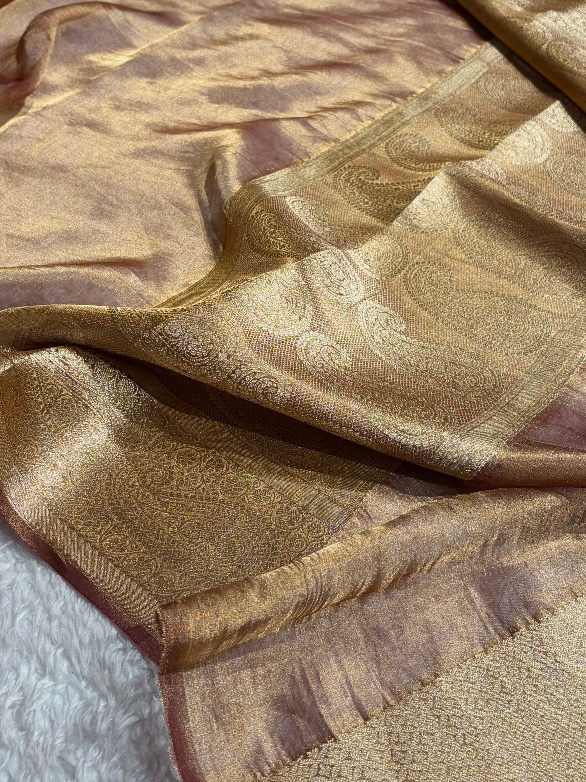 Dark Cheeku Tissue Bananasi Floral Pure Tissue Silk Saree PT-57