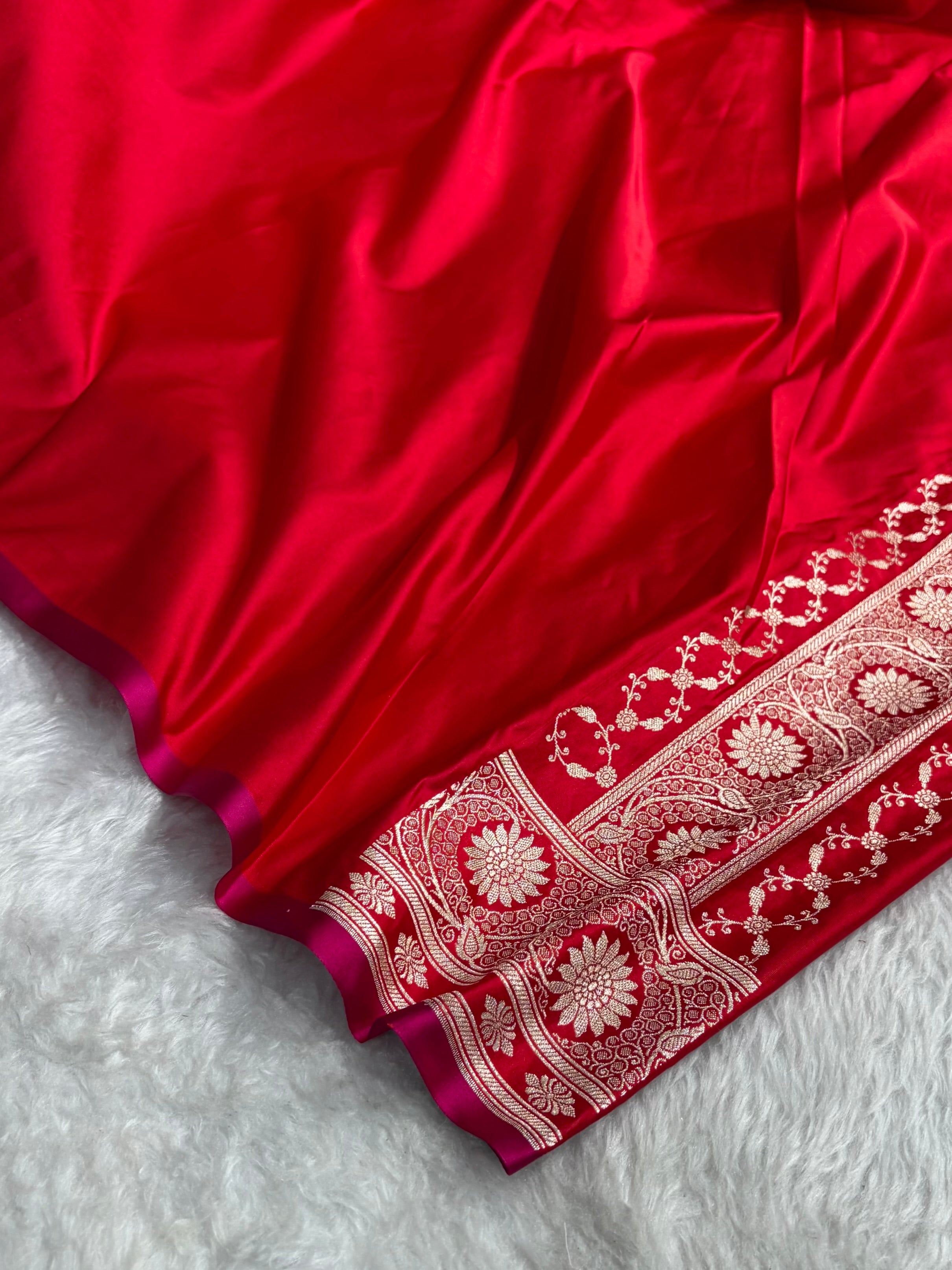 Red Shades Banarasi Boota Pattern Floral Mashru Silk Saree MSM-114