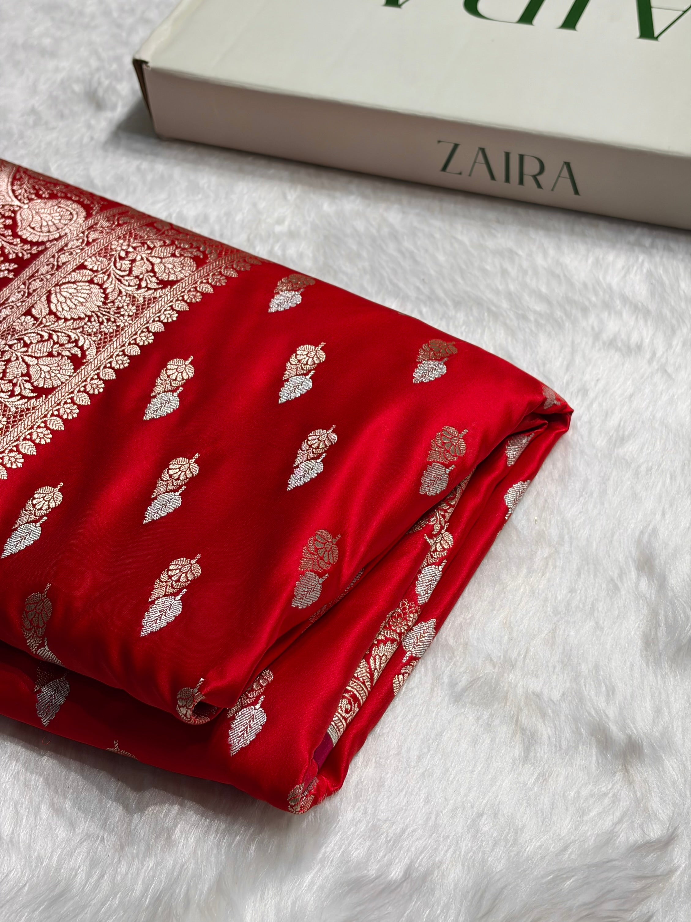 Red Shades Floral Booti Mashru Silk Saree MSM-69