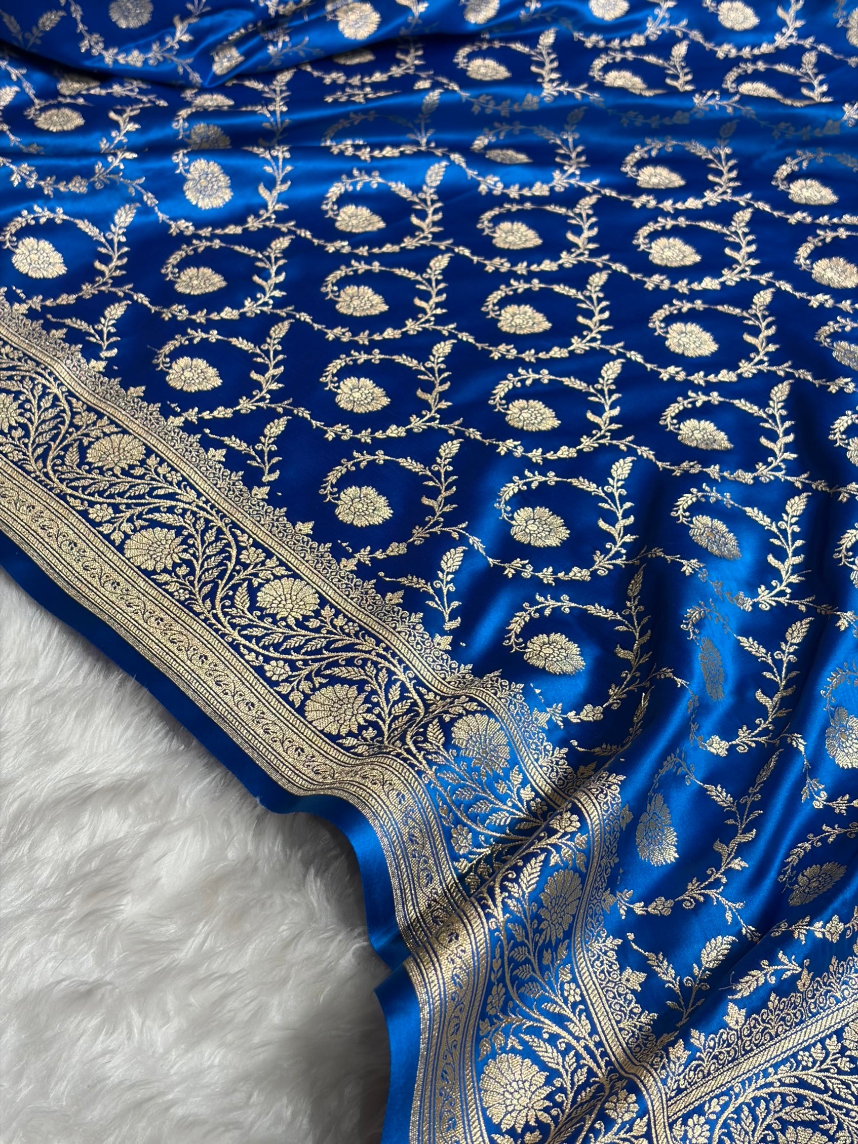 Banarasi Satin Katan Saree With Boota in Firozi Shades SK118