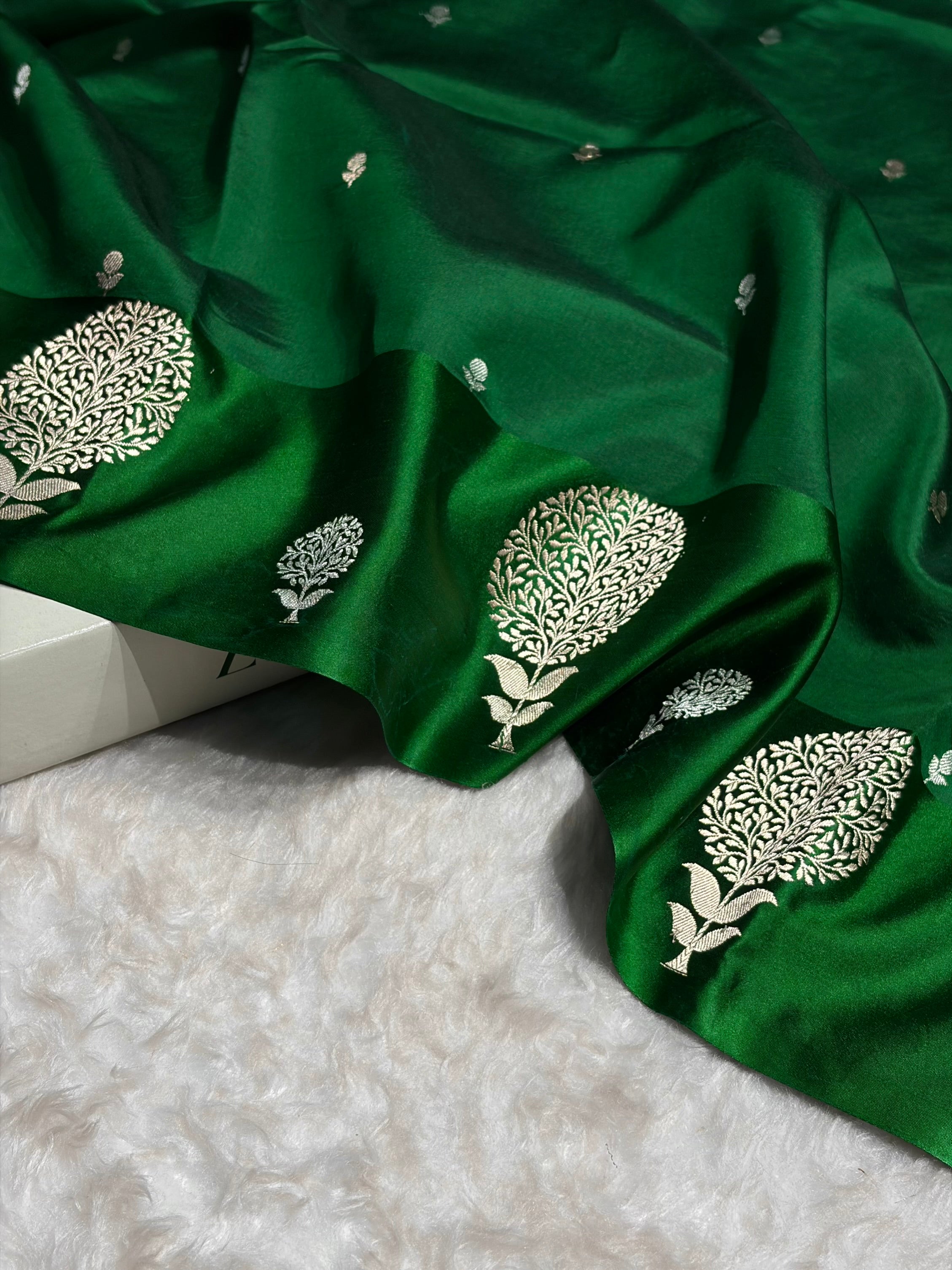 Bottle Green Shades Handwoven Pure Paper Katan Silk RM-65