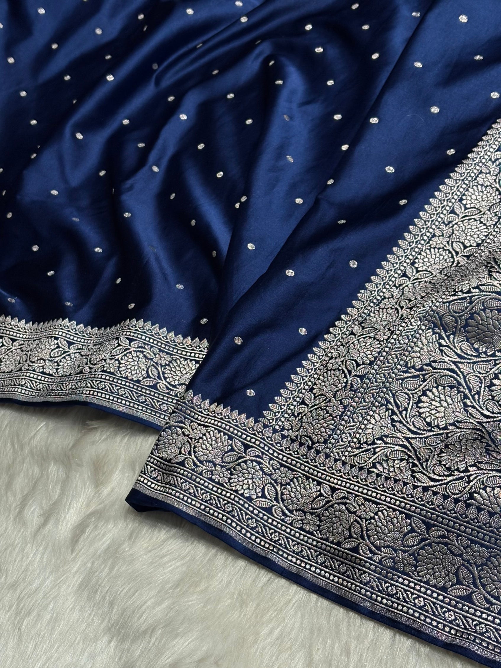 Navy Shades Booti Mashru Silk Saree MS65