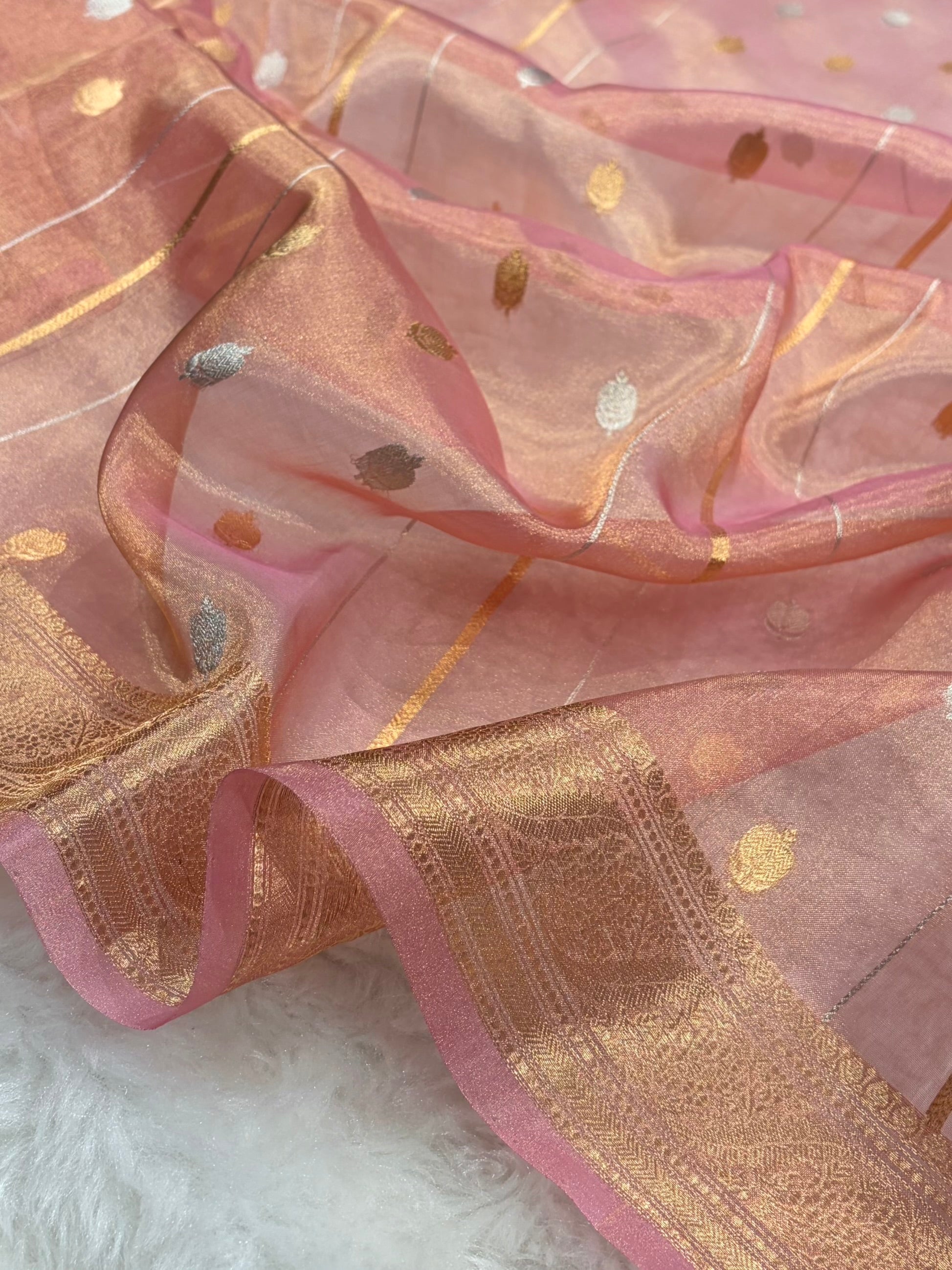 Baby Peach Bananasi Floral Shades Pure Tissue Silk Saree PT-47