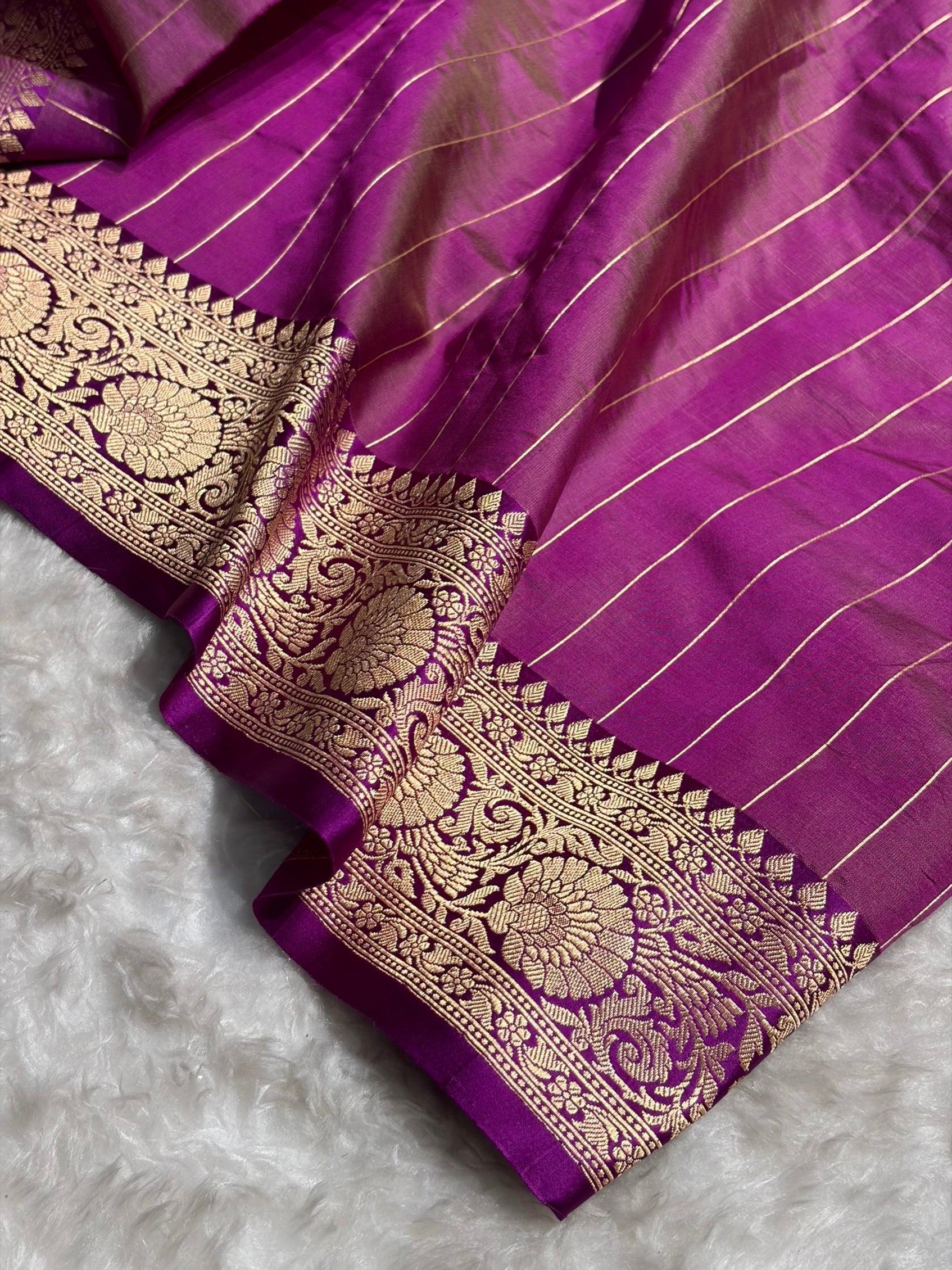 Contrast Pure Banarasi Organza Pista Green With Wine Floral Banarasi Silk Saree PO-11