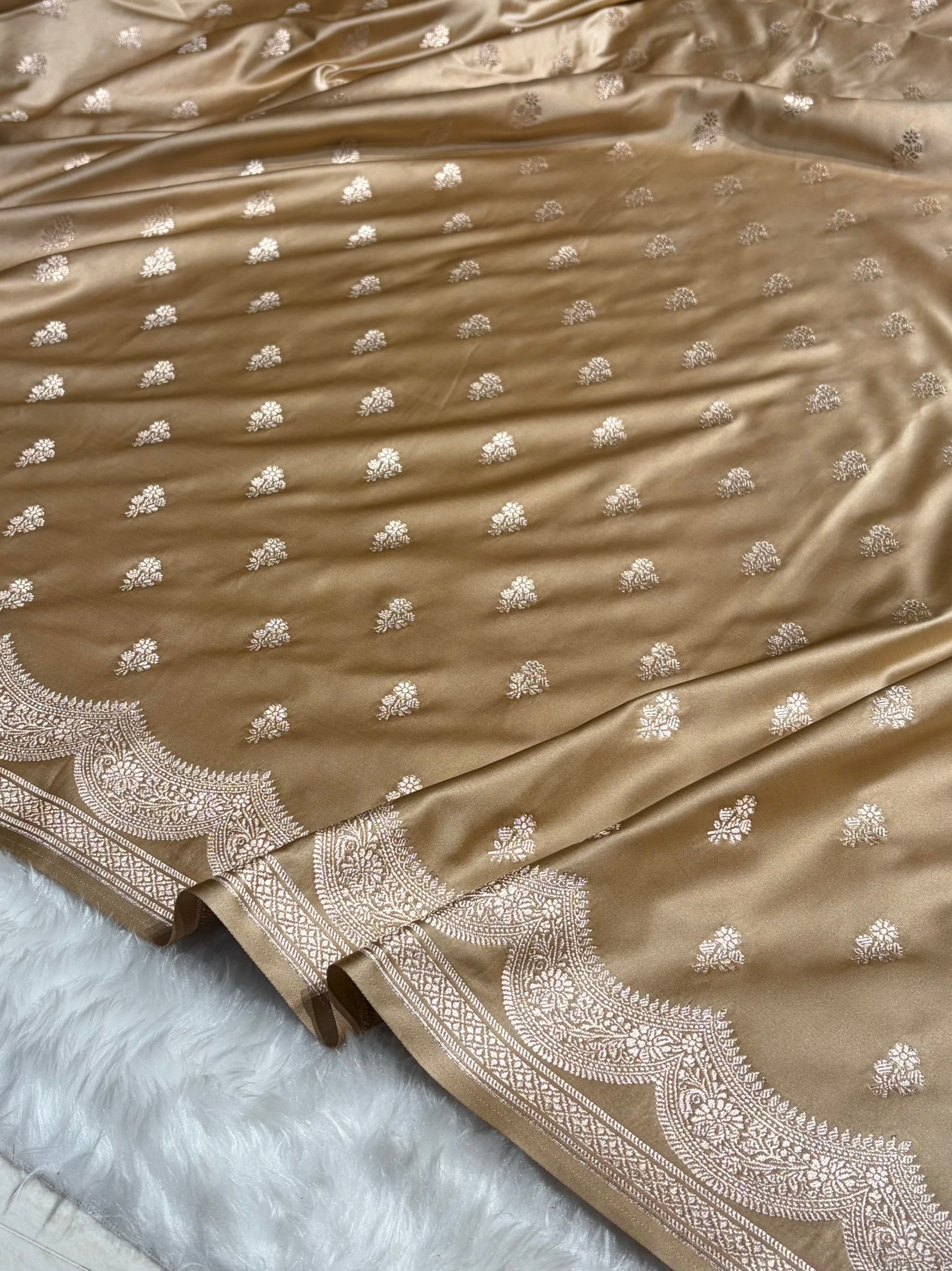 Tusser Scallop Booti Mashru Silk Banarasi Saree MSM-35