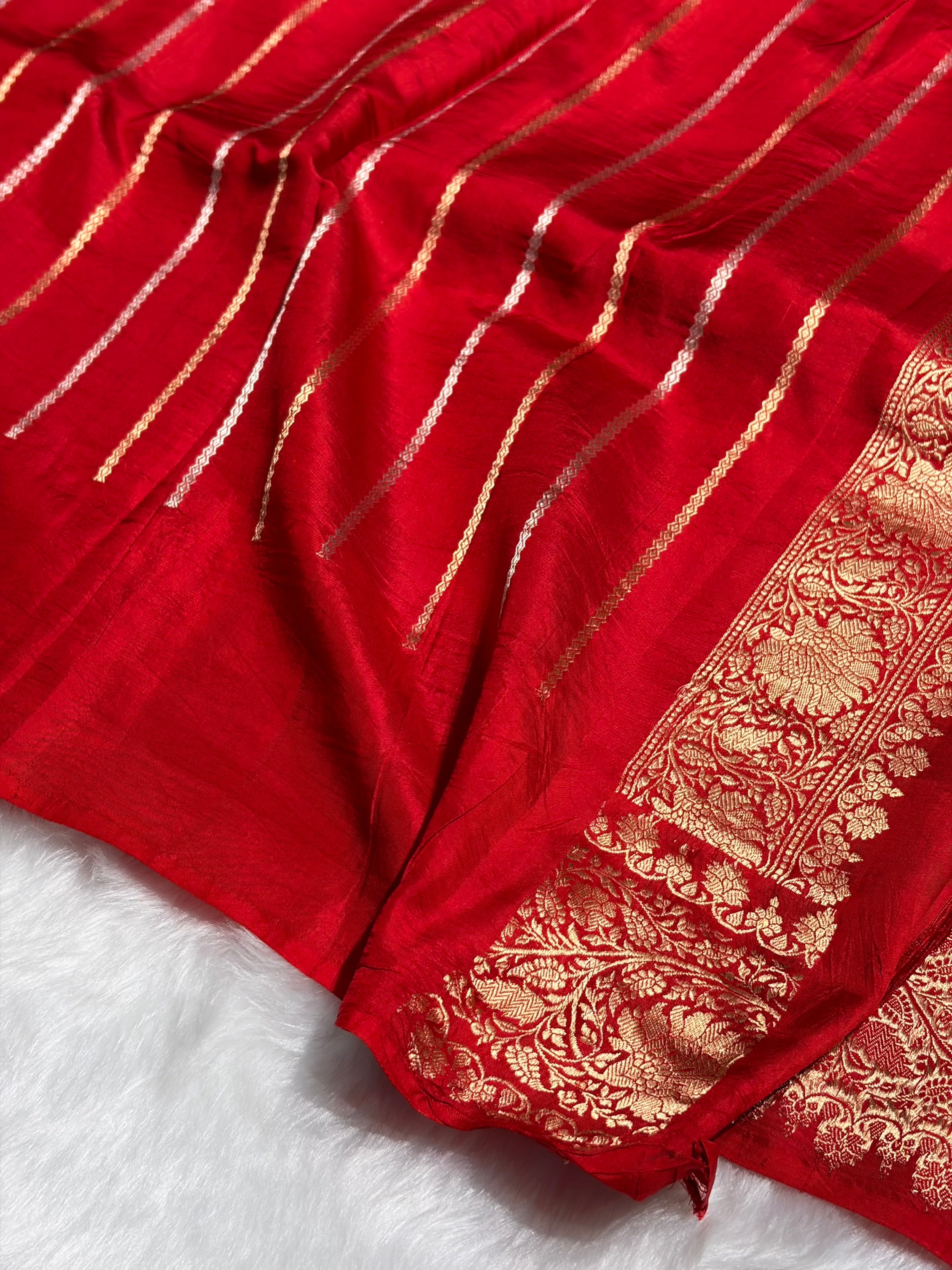 Red Boota Handwoven Pure Katan Raw Mango Silk RM-33