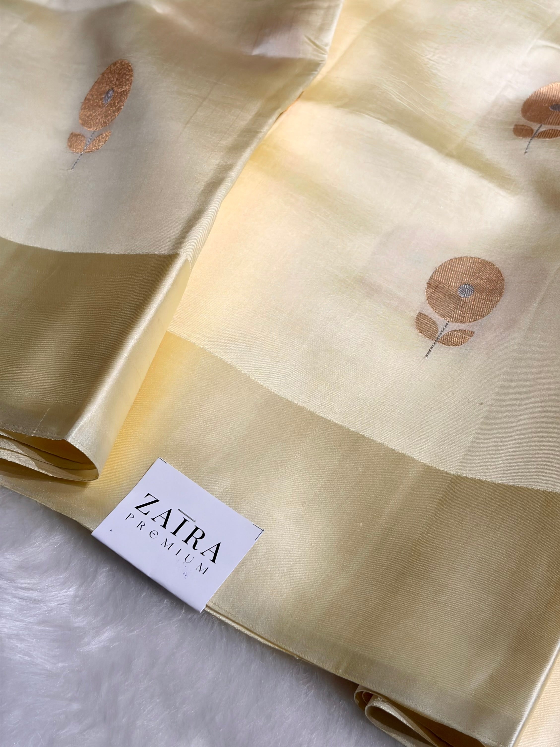 Cream Meena Boota Handwoven Raw Mango Silk RM-30