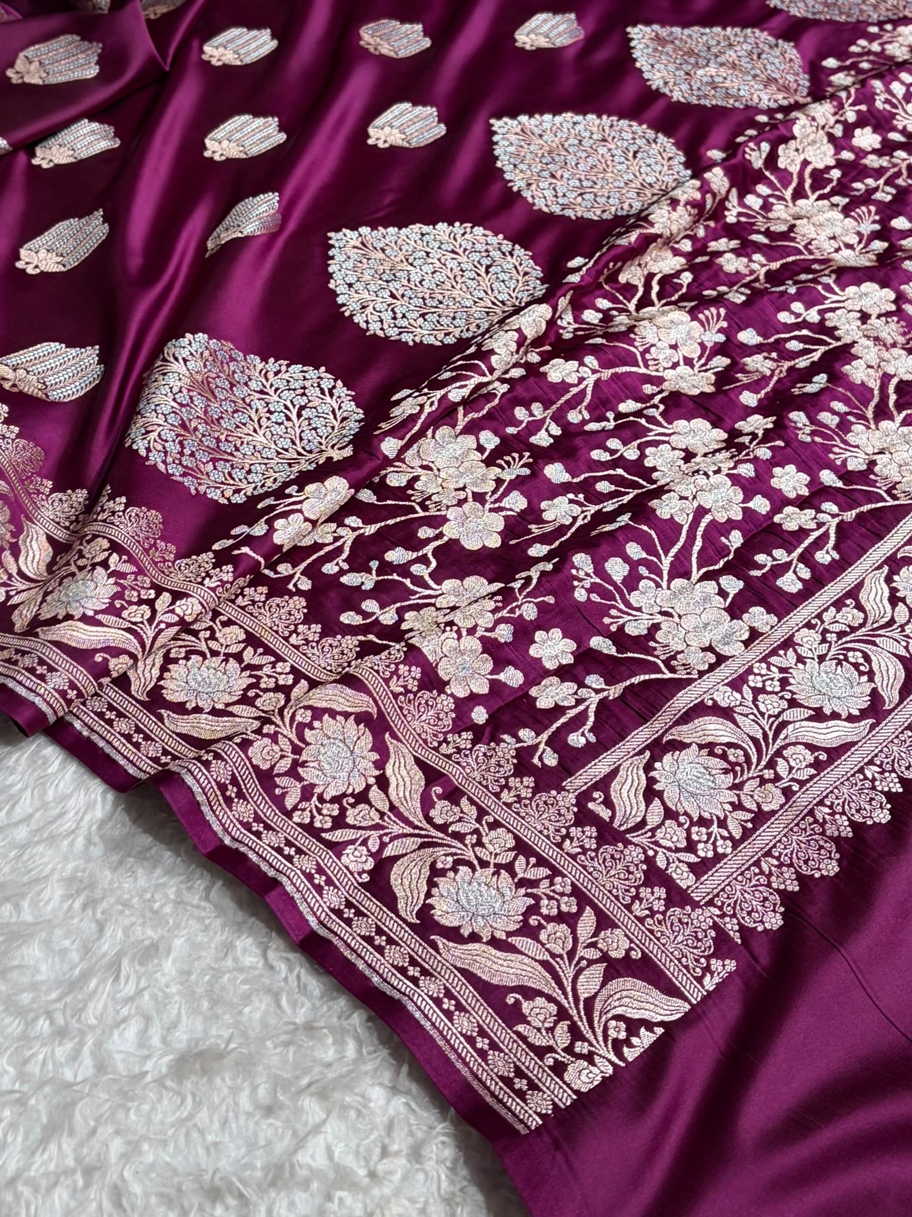Wine Shades Banarasi Boota Pattern Minakari Floral Mashru Silk Saree MSM-122
