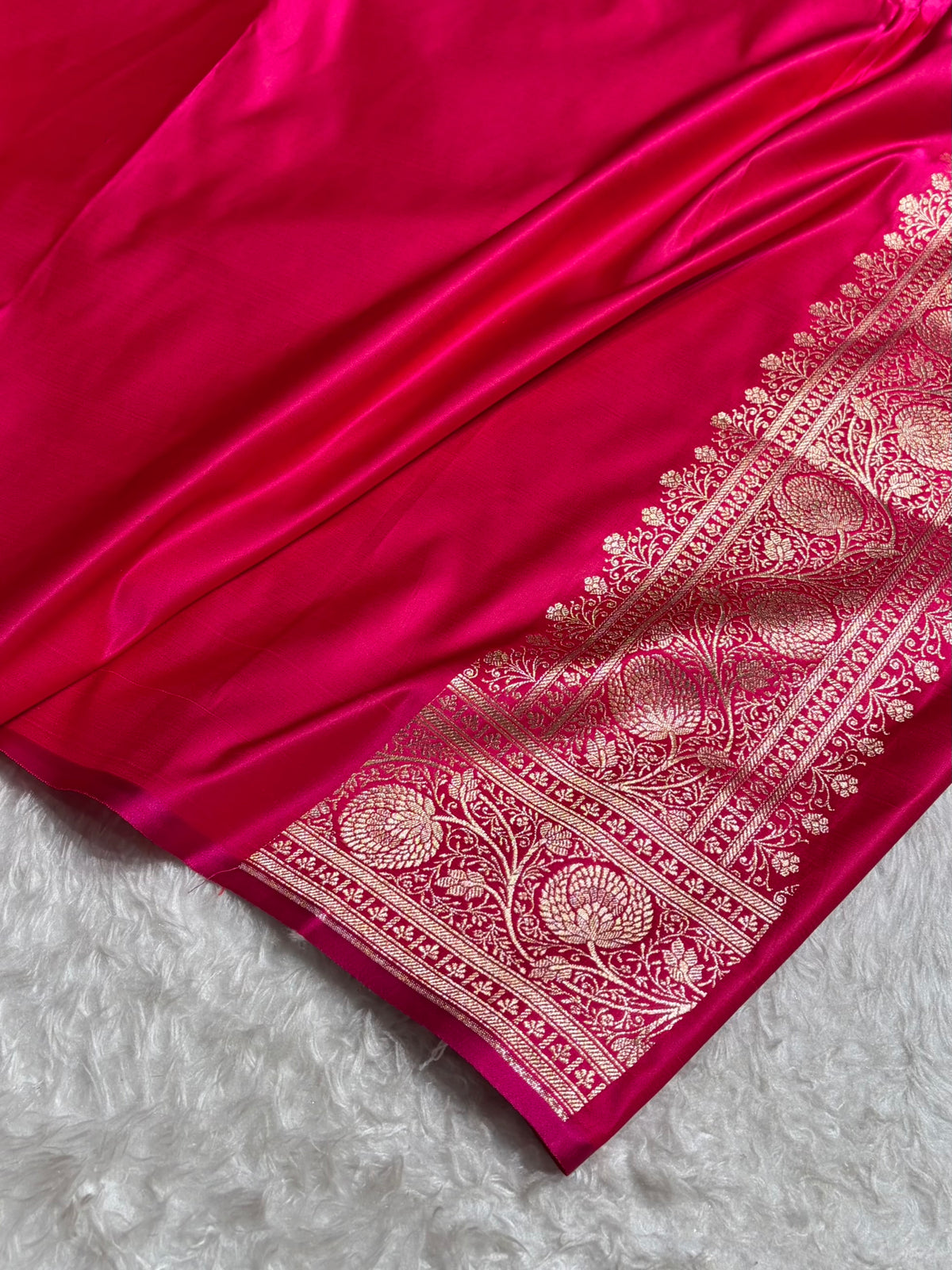 Cross Grey - Rani Banarasi Boota Katan Silk Saree SKM29