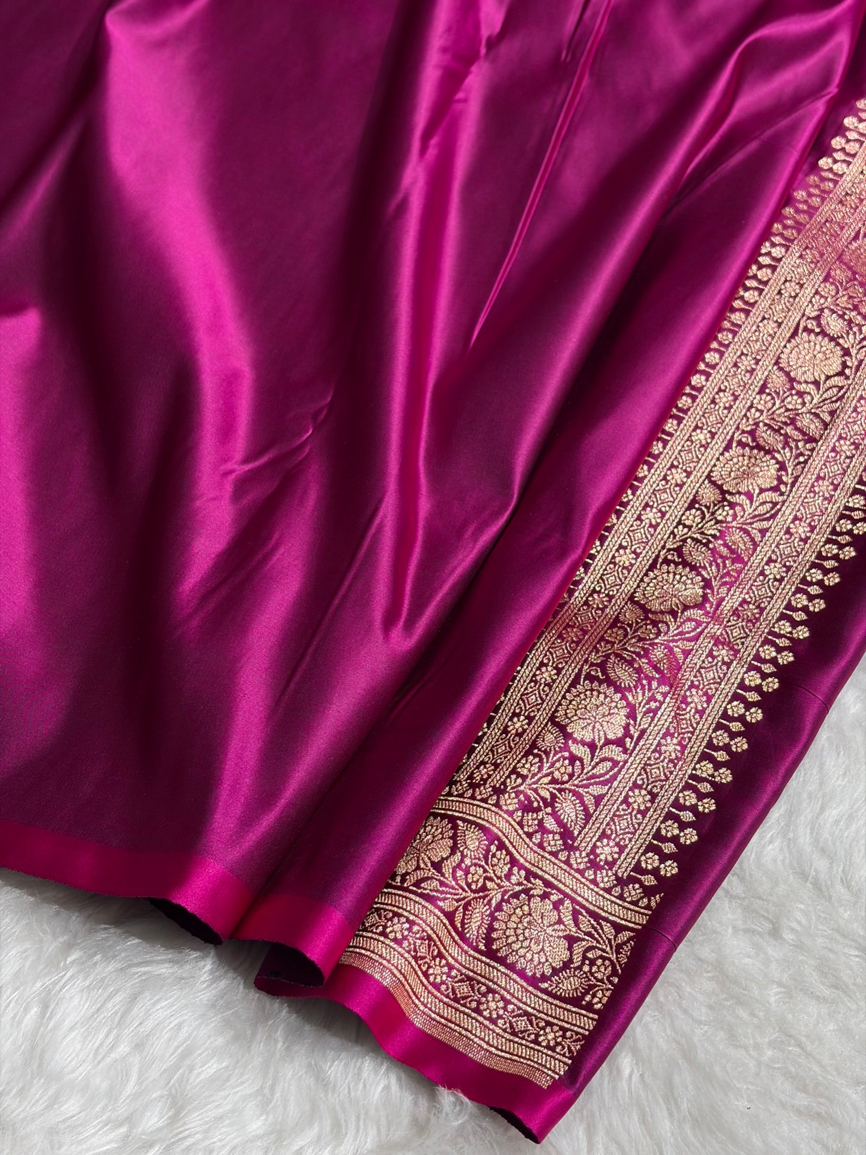 Banarasi Boota Katan Silk Saree In Wine Shades SK03