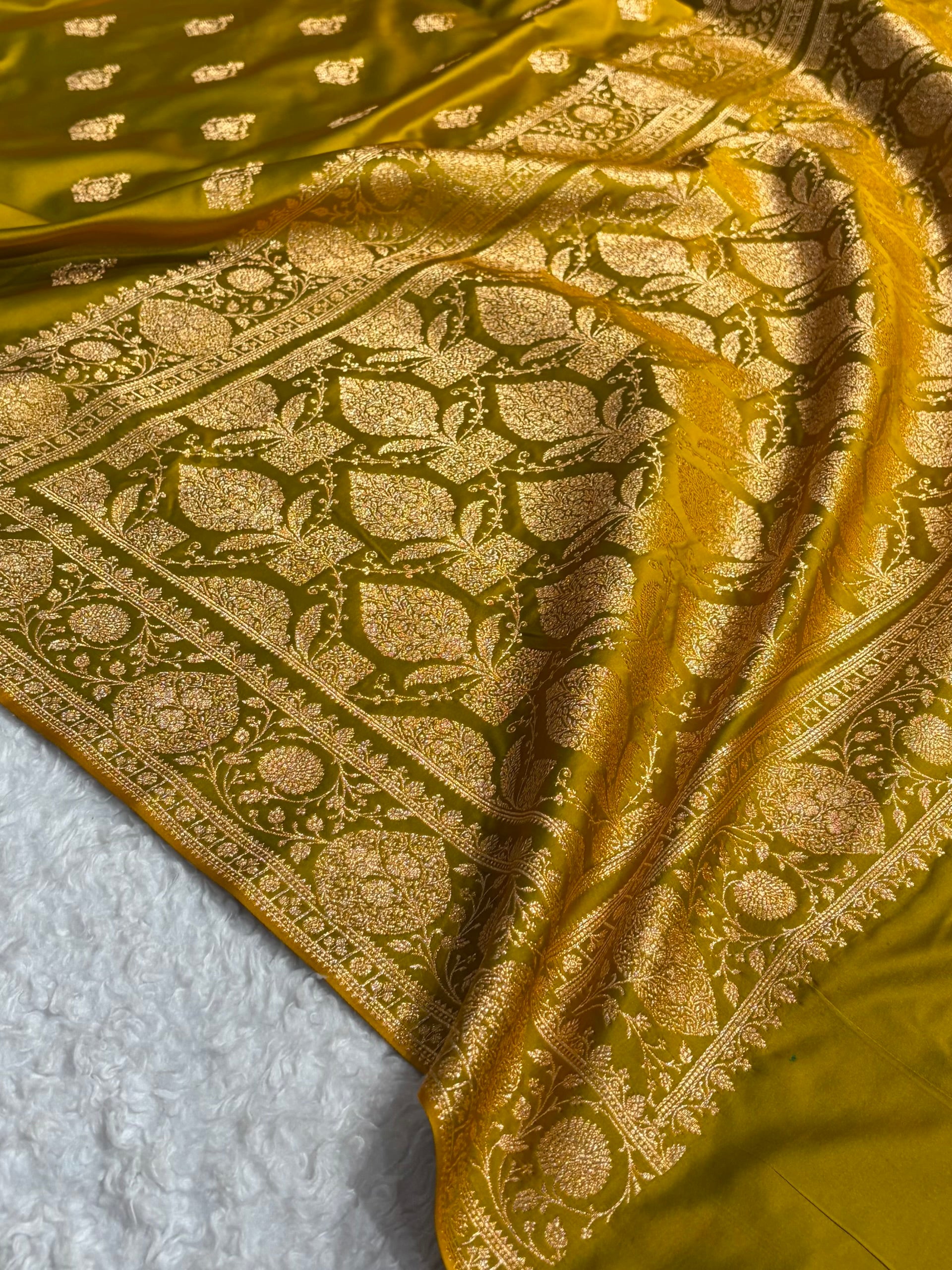 Banarasi Satin Katan Saree With Boota in Liril Mehendi Shades SK98