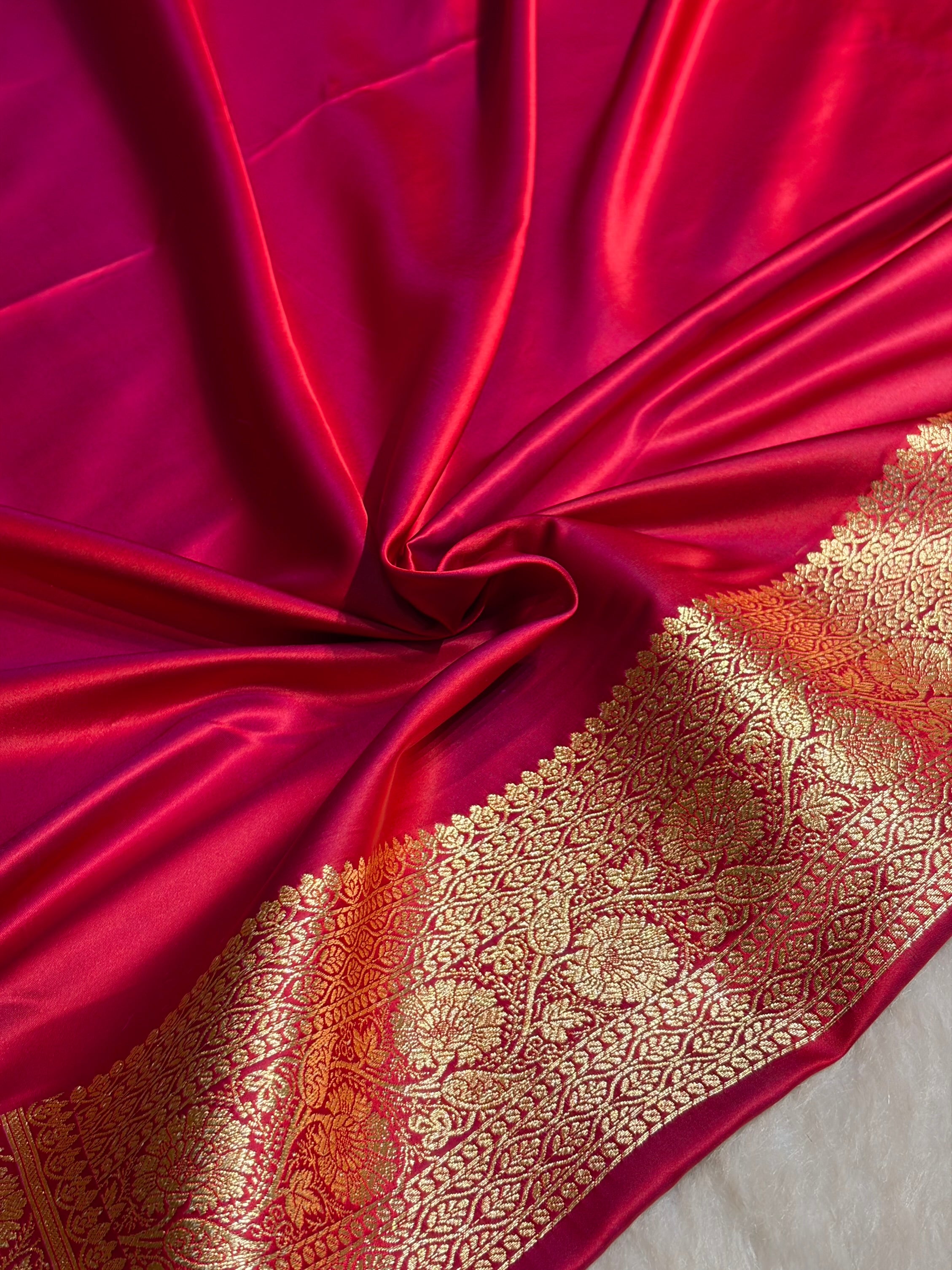 Magentic Red Unique Boota Pattern Satin Katan Silk Saree SK68