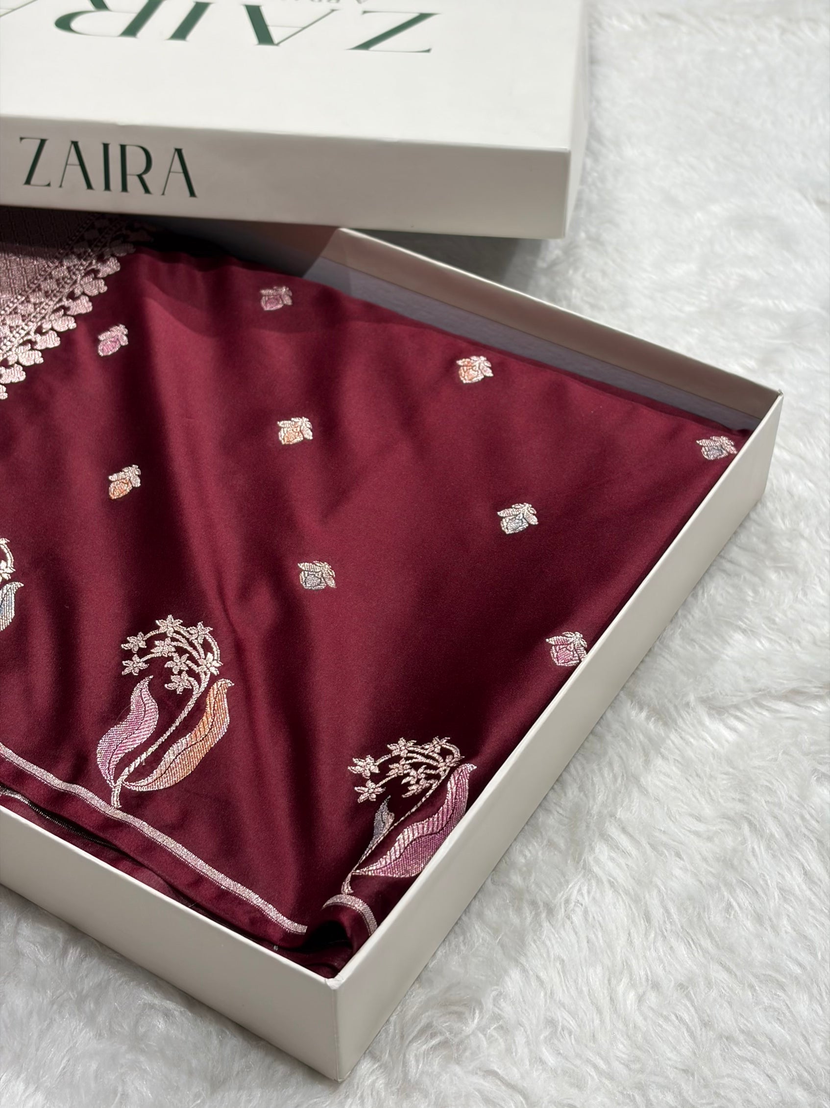 Chocolate Shade With Booti Minakari Pattern Mashru Silk Saree