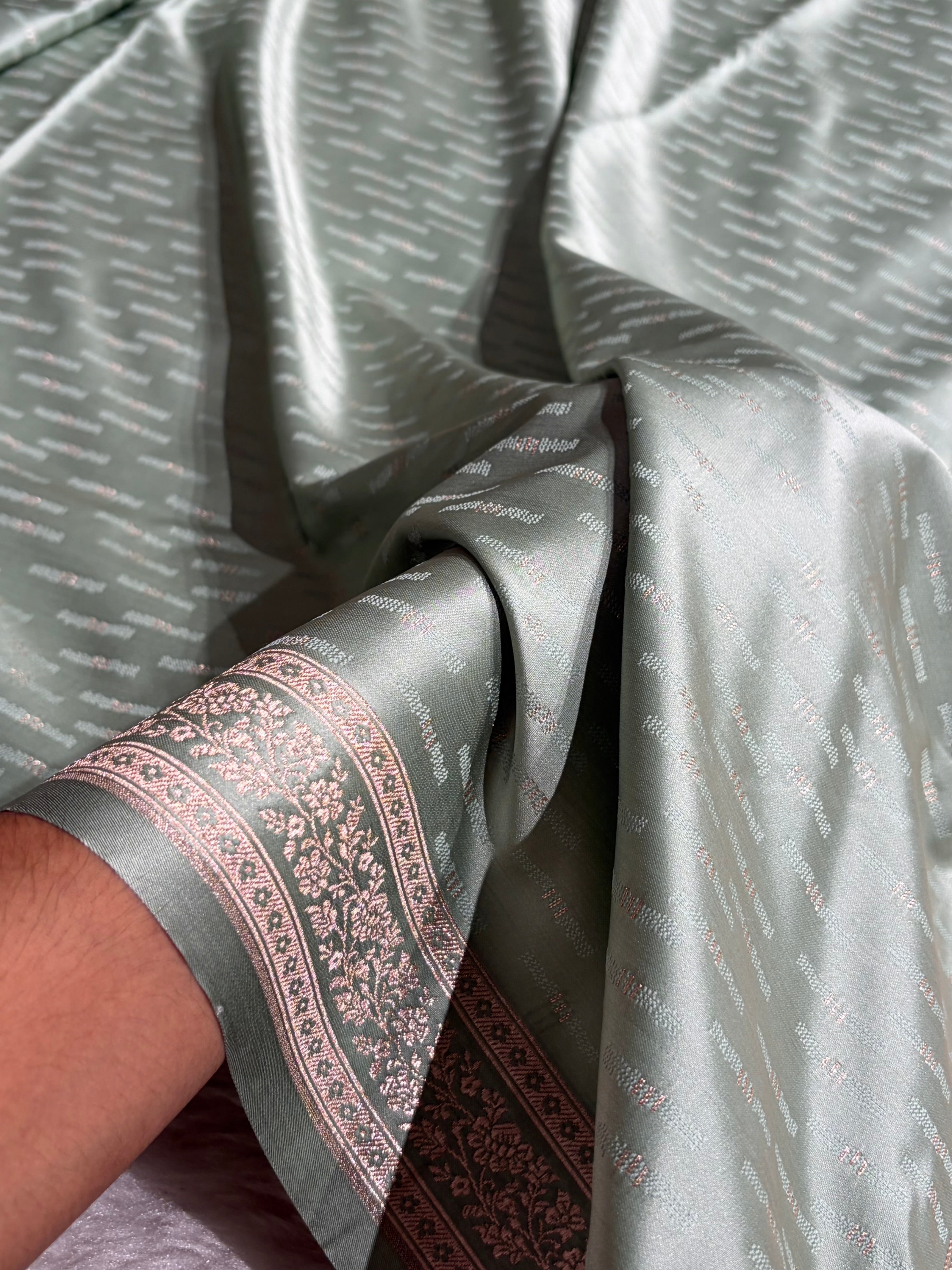Sea Green Shades Tanchoi Motif Mashru Silk Saree MST-16
