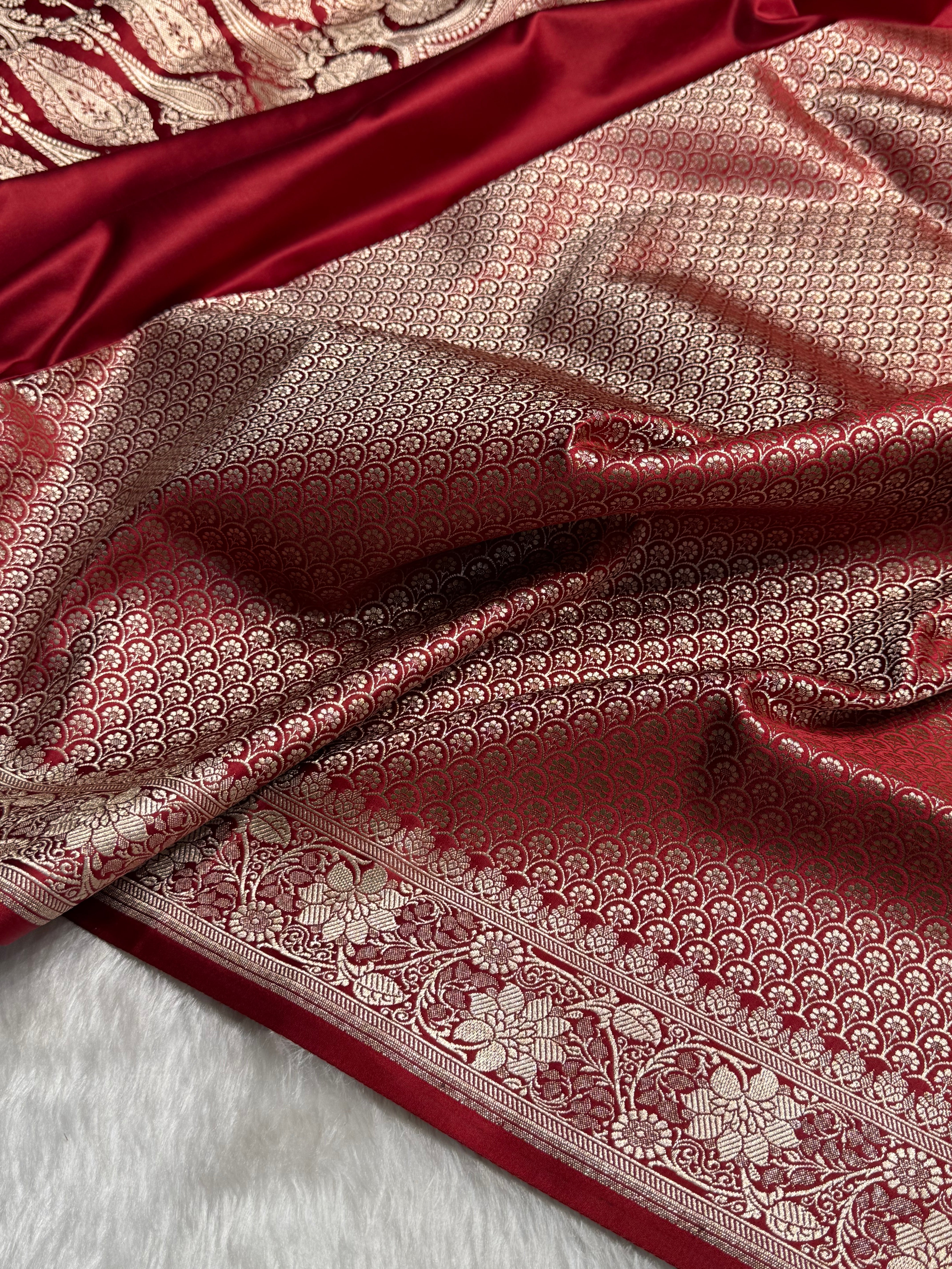 Premium Maroon Shades Floral Border Mashru Silk Saree