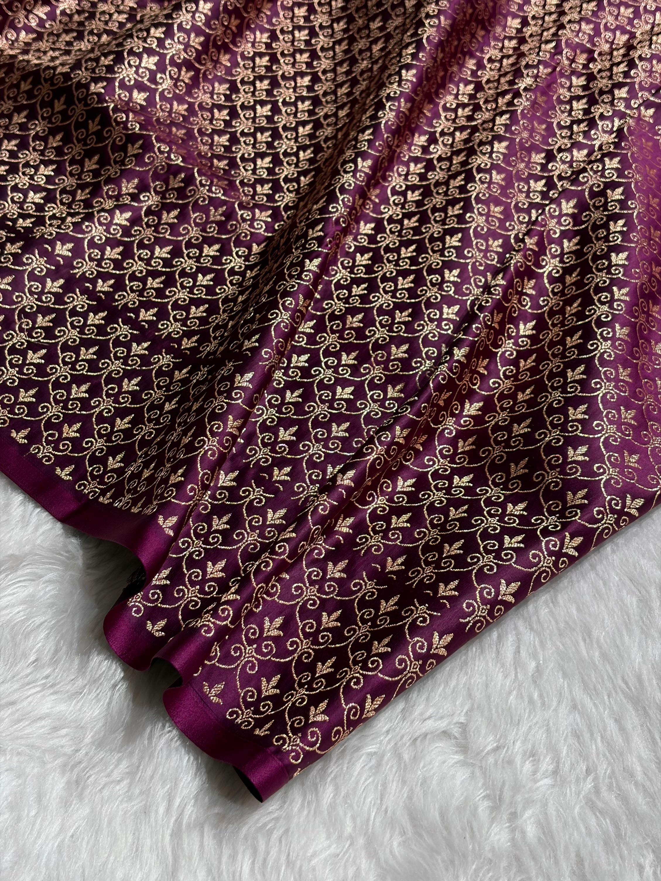 Dark Wine Shades Banarasi With Floral Border Mashru Silk Saree MSM-126