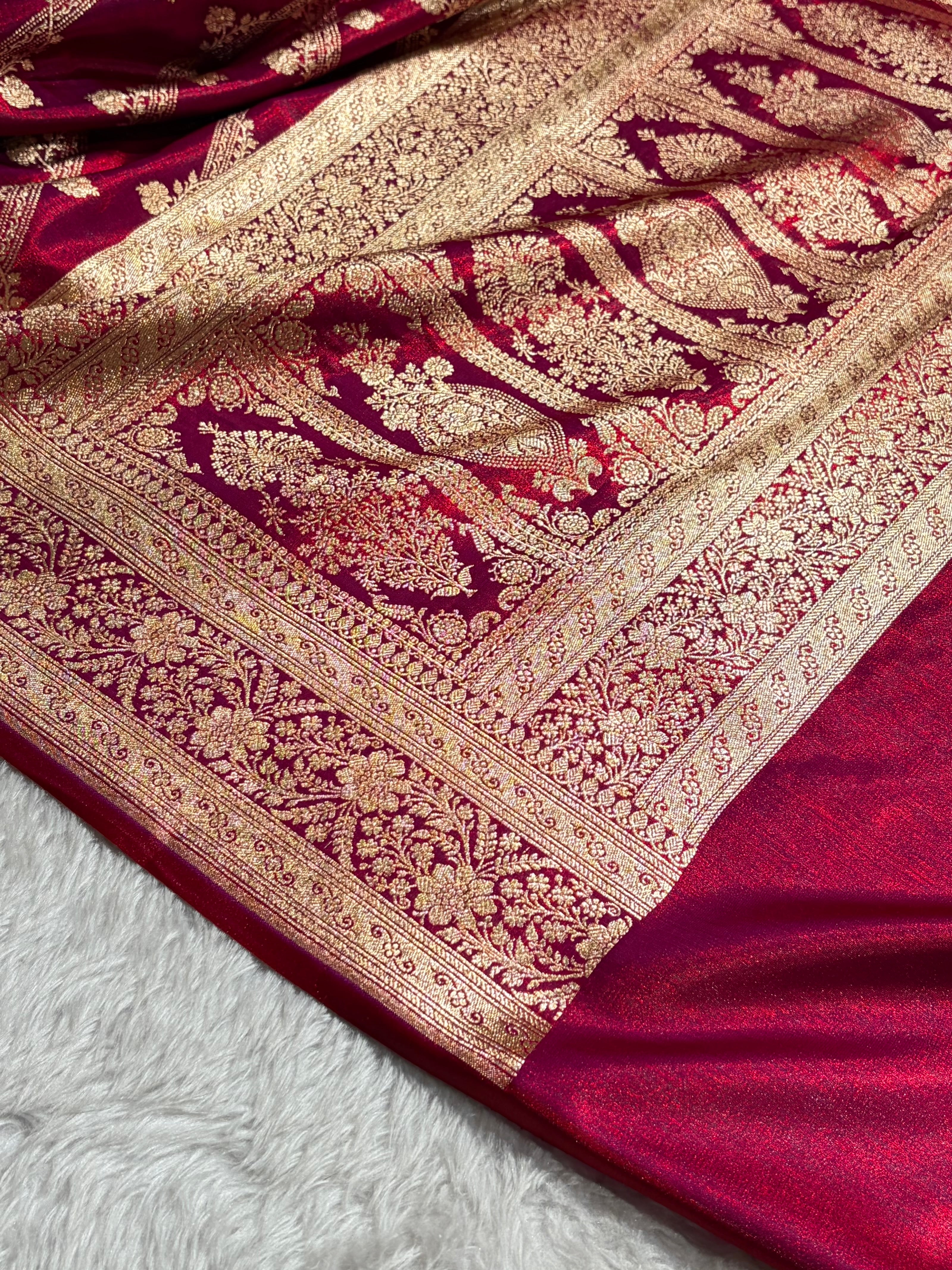 Magnetic Red Shades Cross Pattern Banarasi Satin Silk Saree SS50