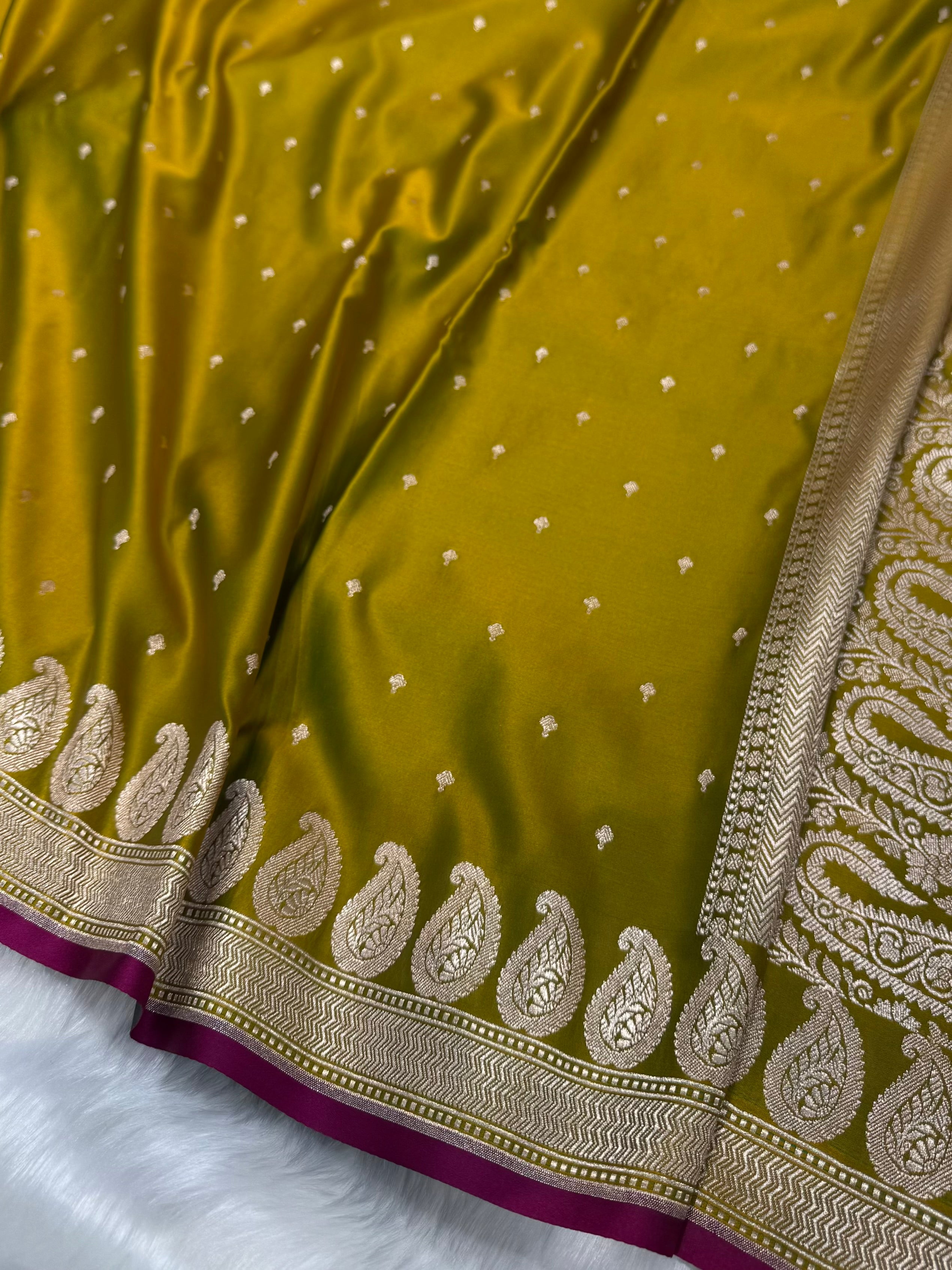 Mehendi Green Mashru Silk Saree for Festive Seasons