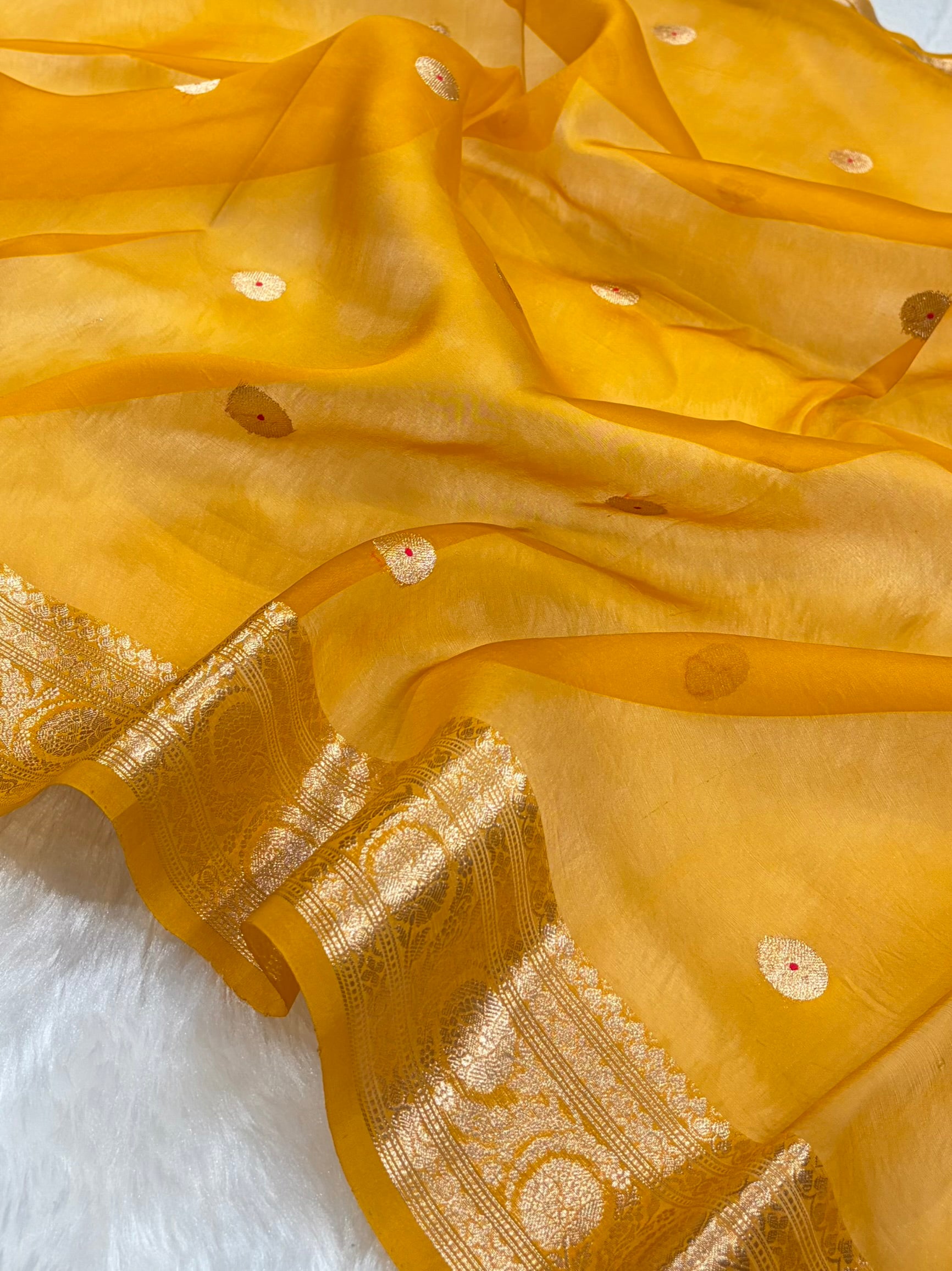 Pure Banarasi Organza Orange Shades With Minakari Floral Banarasi Silk Saree PO-28