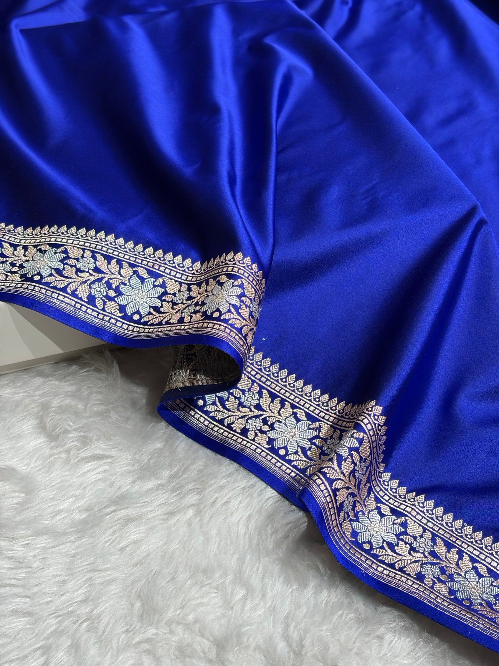 Royal Blue Shades Plain Banarasi With Minakari Floral Border Mashru Silk Saree MSM-123