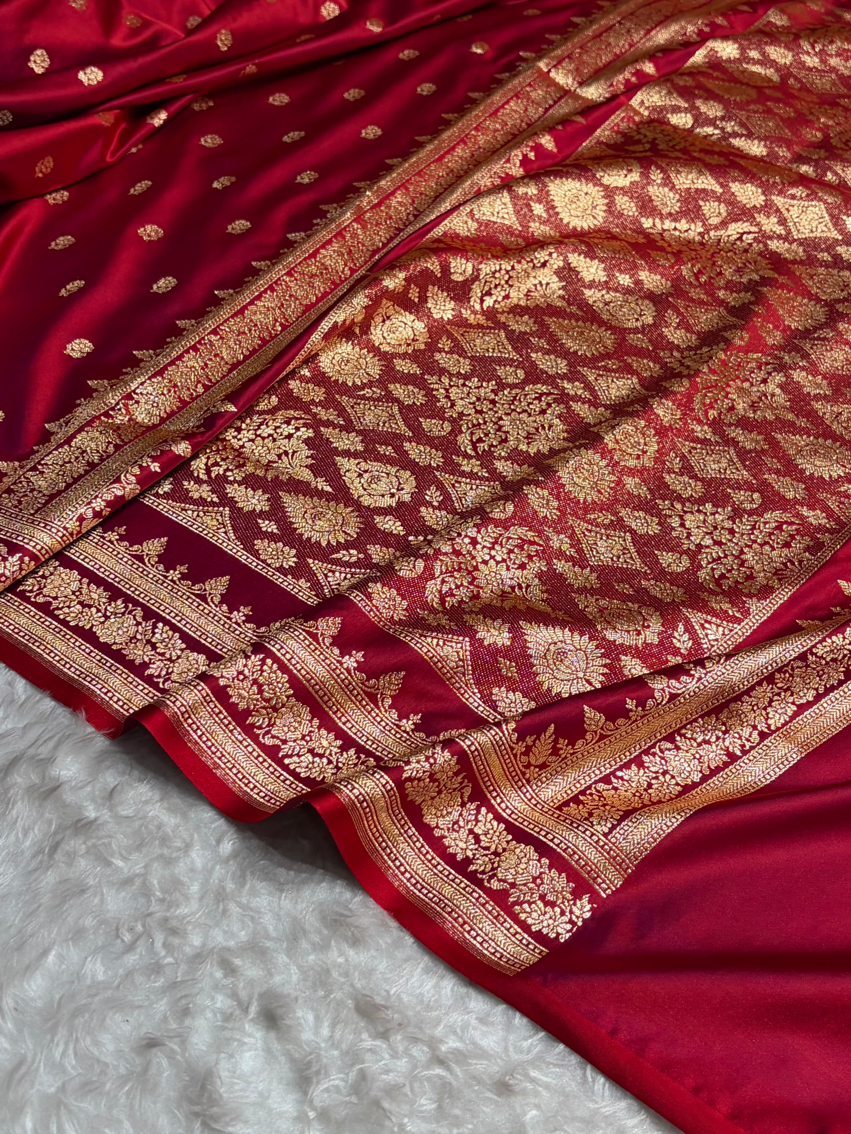 Magentic Red Floral Pattern Satin Katan Silk Saree SK76