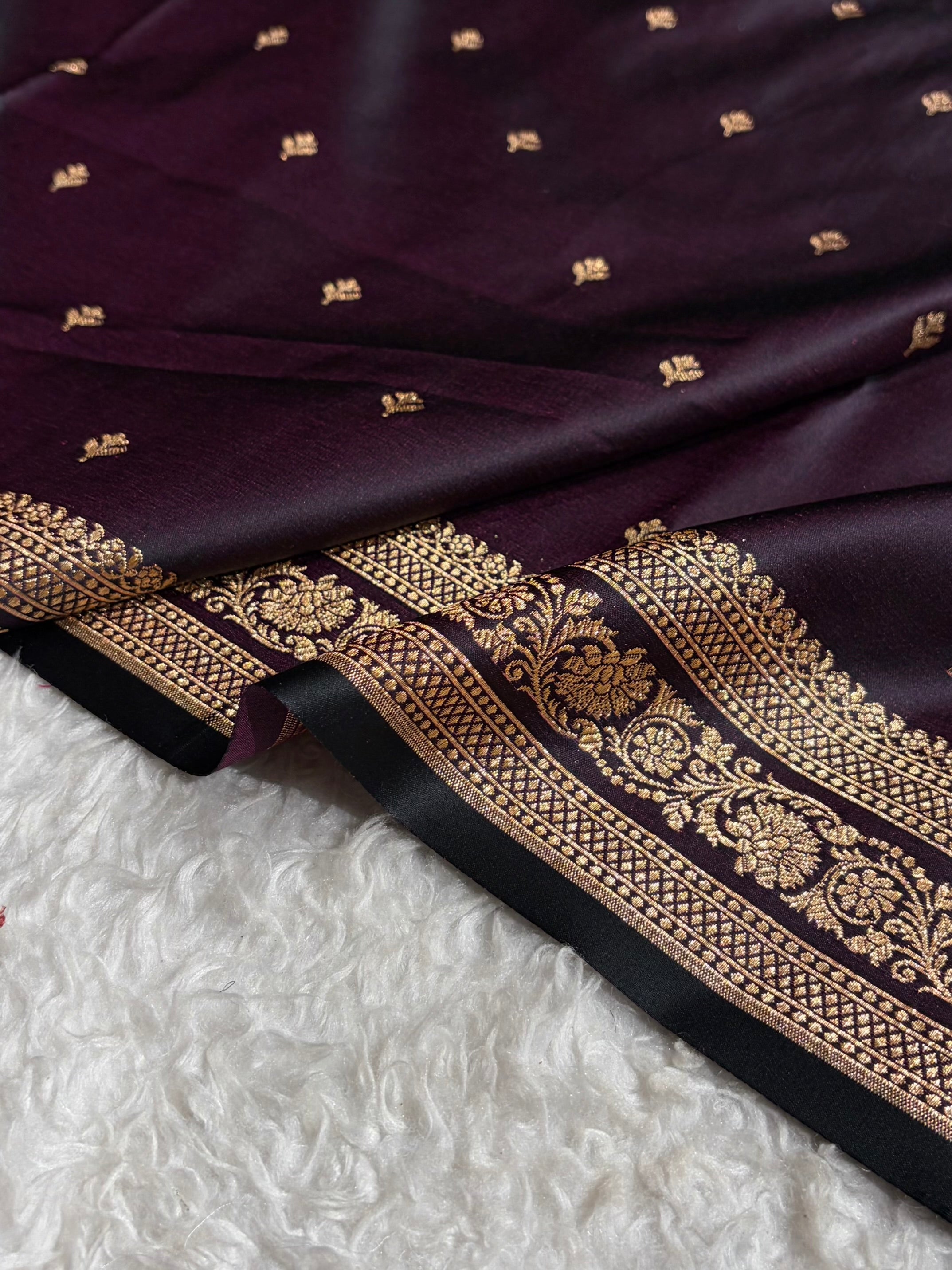 Banarasi Satin Katan Saree Booti Pattern in Cross Wine Shades SK128
