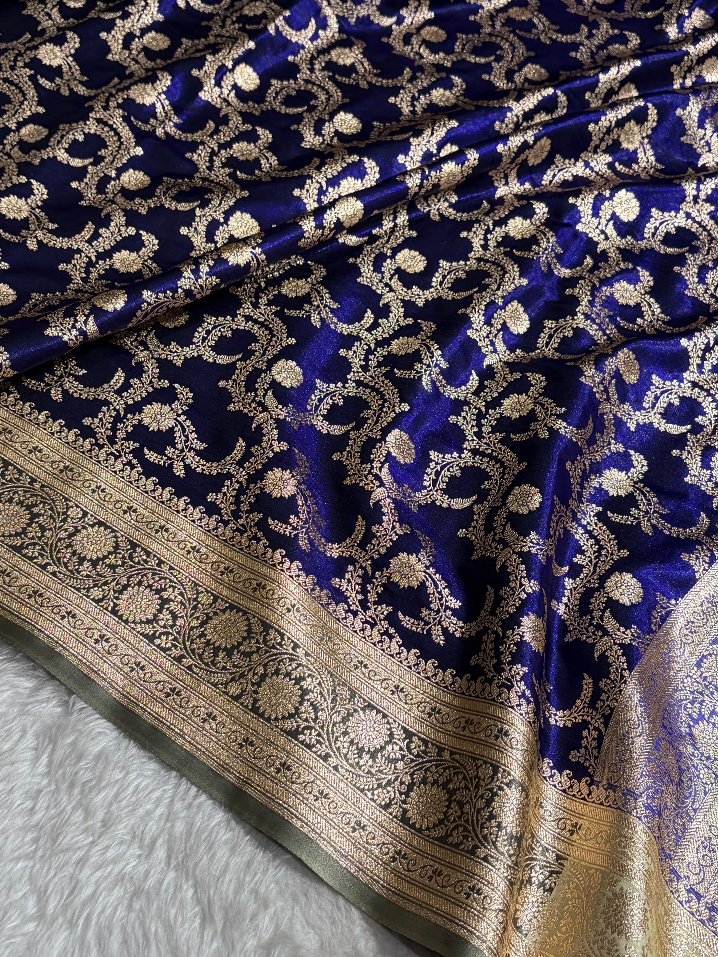 Royal Blue Contrast Beige Shades Jaal Pattern Banarasi Satin Silk Saree SS47