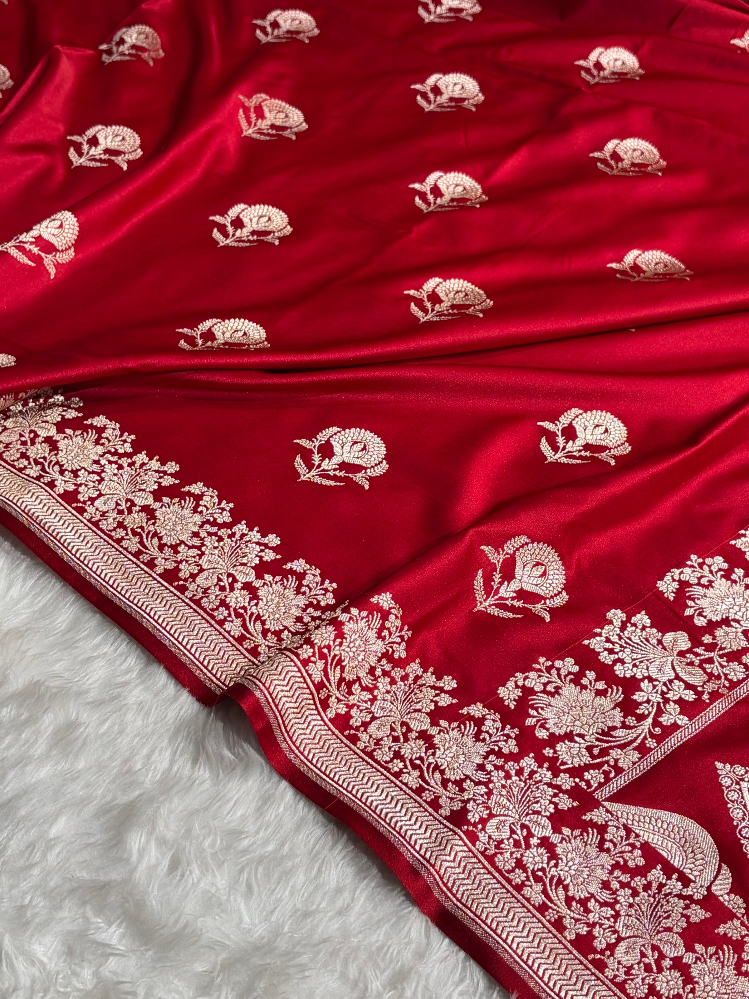 Maroon Shades Banarasi With Floral Border Mashru Silk Saree MSM-113
