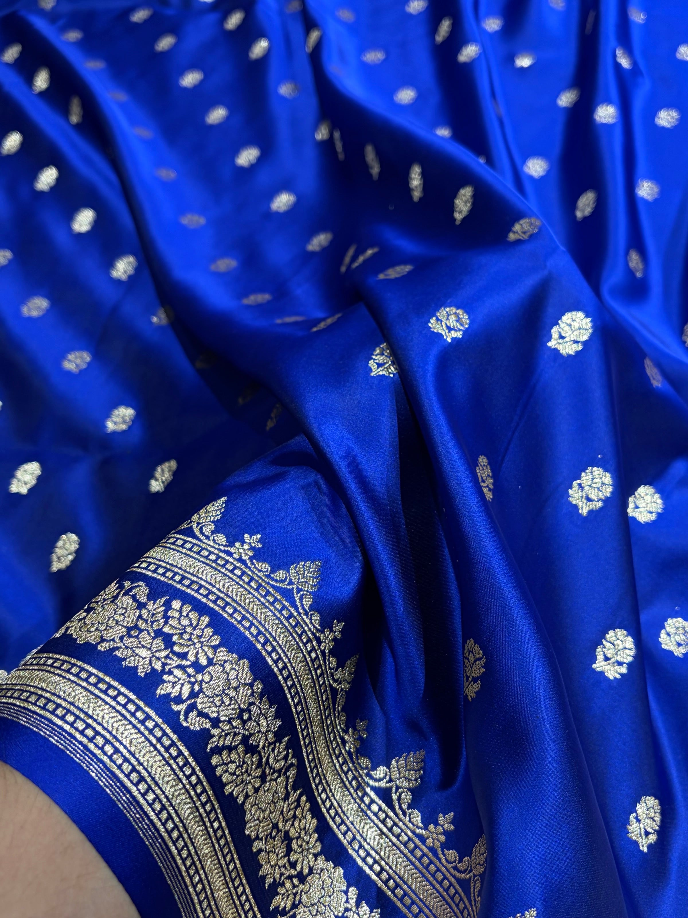 Banarasi Cross Royal Blue Floral Pattern Satin Katan Silk Saree SK76