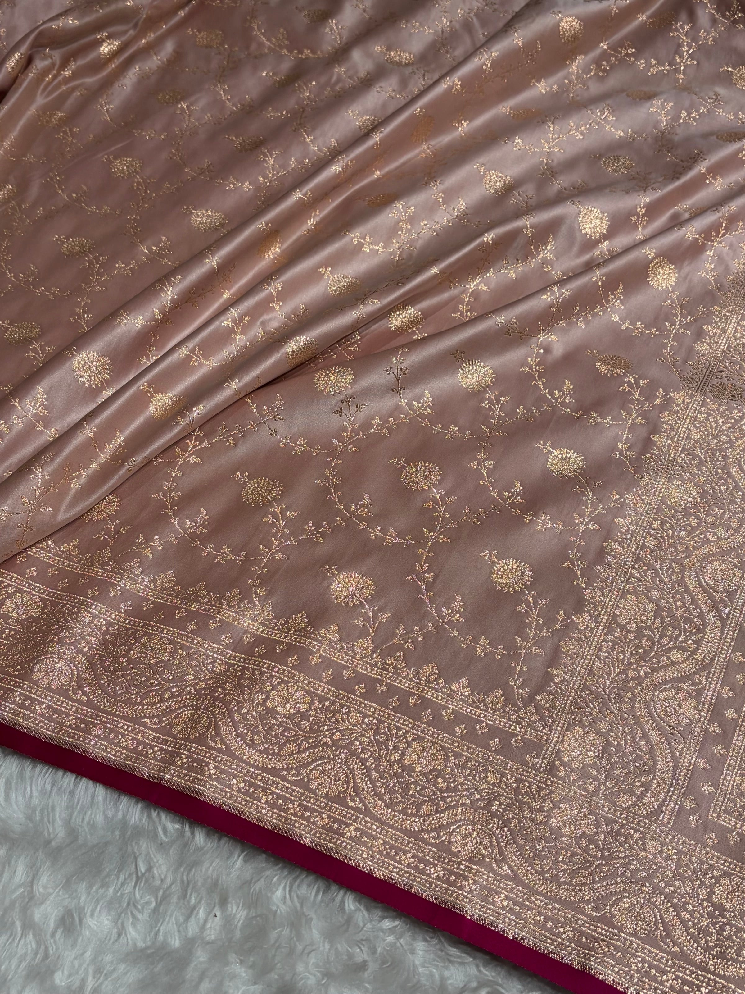Rose Gold Floral Booti Banarasi Satin Katan Silk Saree SK15