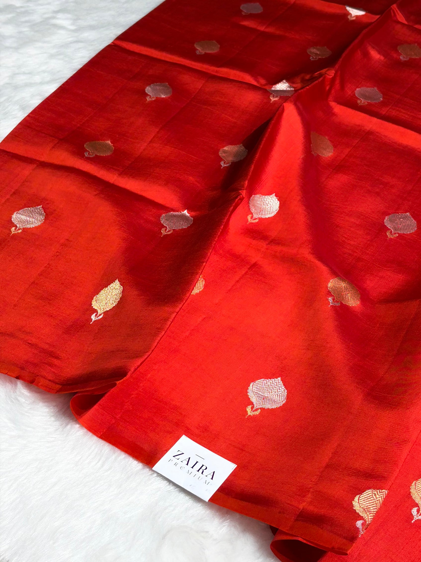 Red Shades Boota Handwoven Pure Raw Mango Silk RM-10