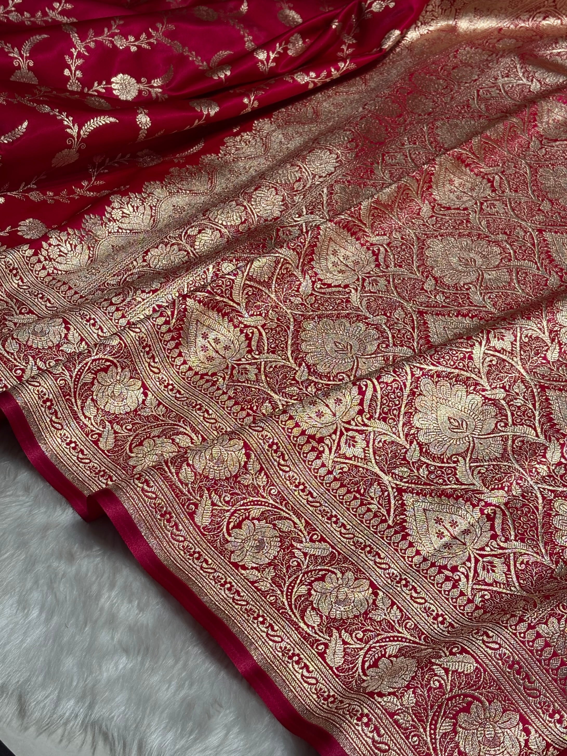 Reddish Pink Shades Banarasi Satin Silk Saree SS34